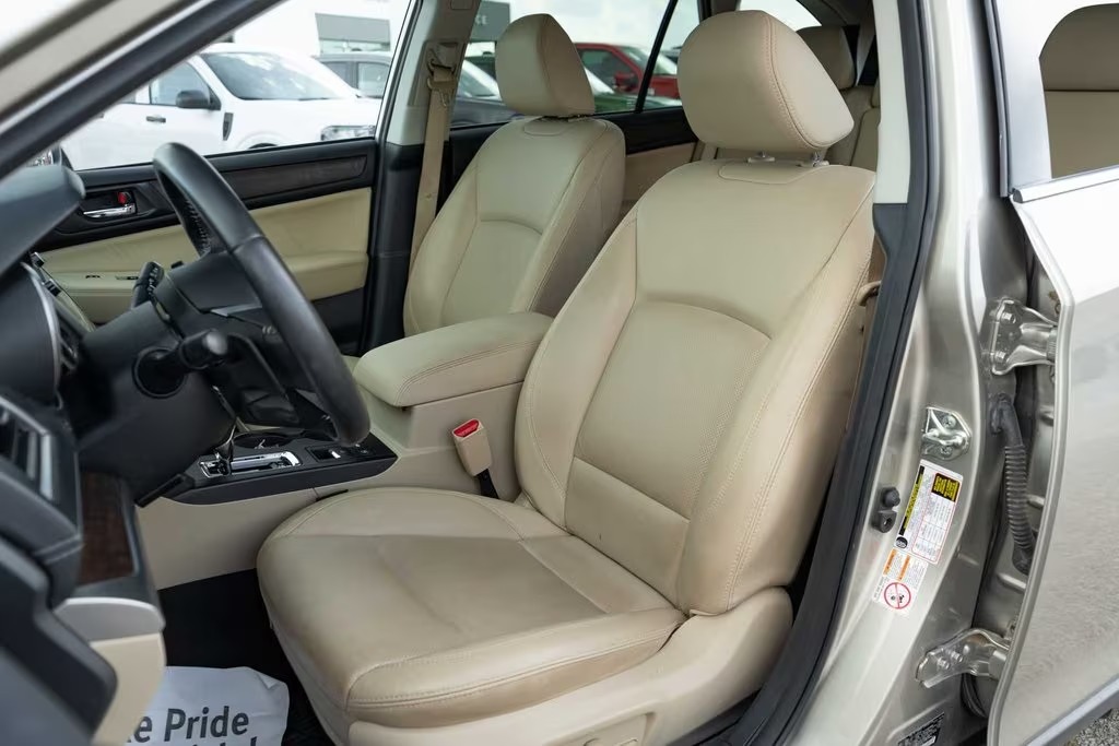 2019-subaru-outback-25i-for-sale-la-grange-tx-13