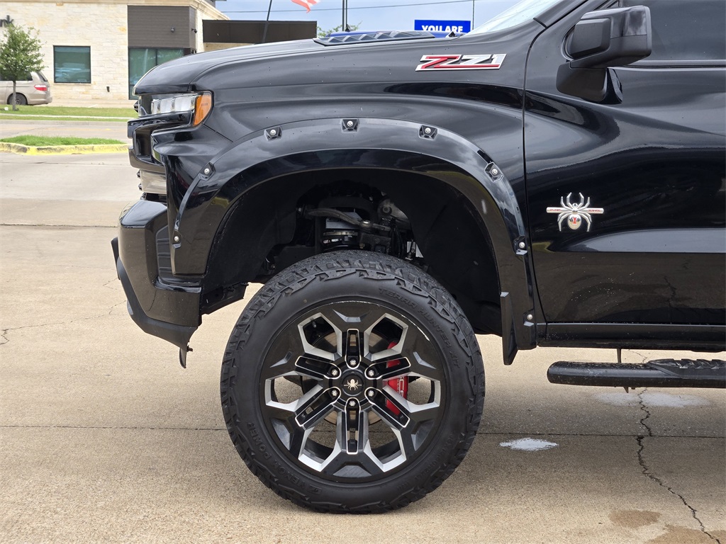 2020-black-widow-chevy-pickup-for-sale-06