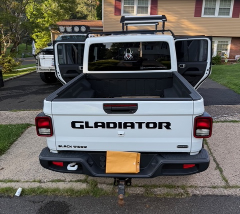 2021-jeep-gladiator-for-sale-01