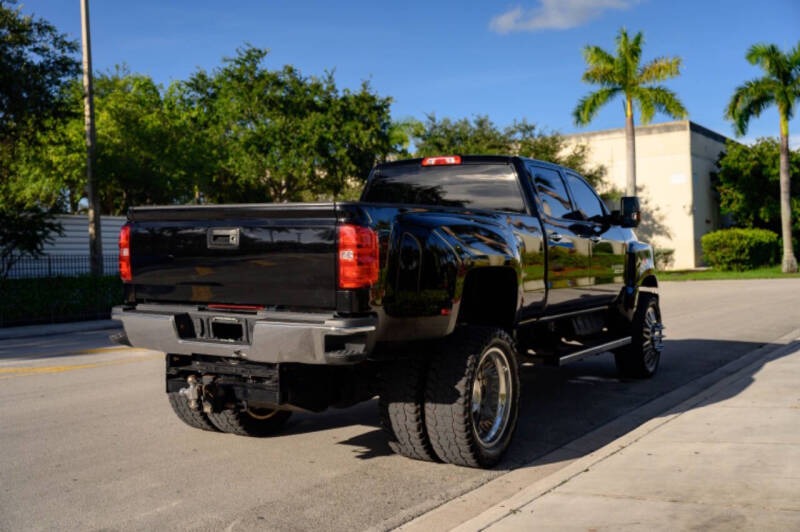 2022-chevrolet-silverado-4500-hd-for-sale-miami-fl-12