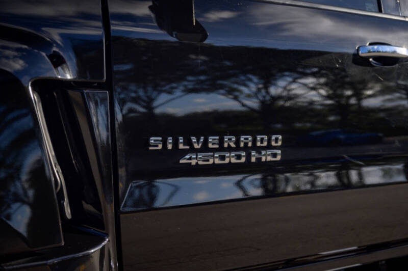 2022-chevrolet-silverado-4500-hd-for-sale-miami-fl-17