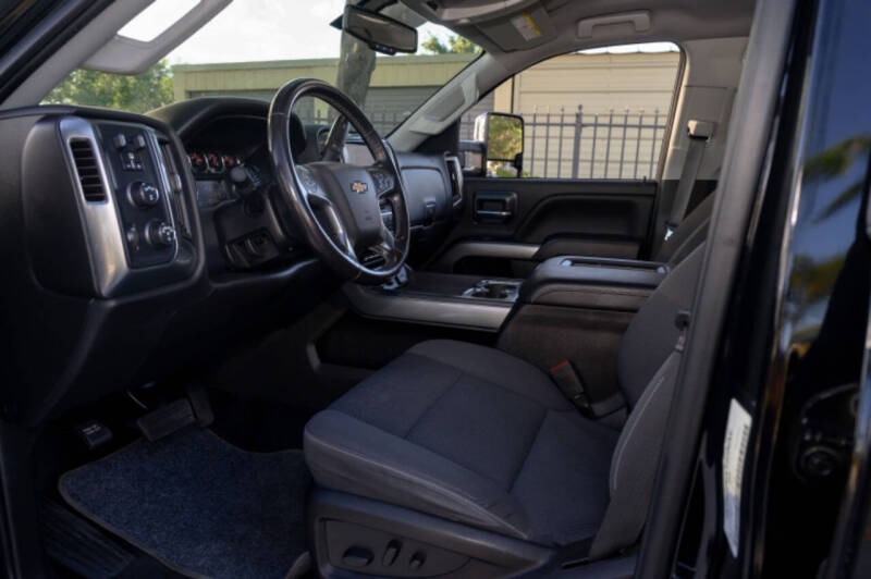 2022-chevrolet-silverado-4500-hd-for-sale-miami-fl-23