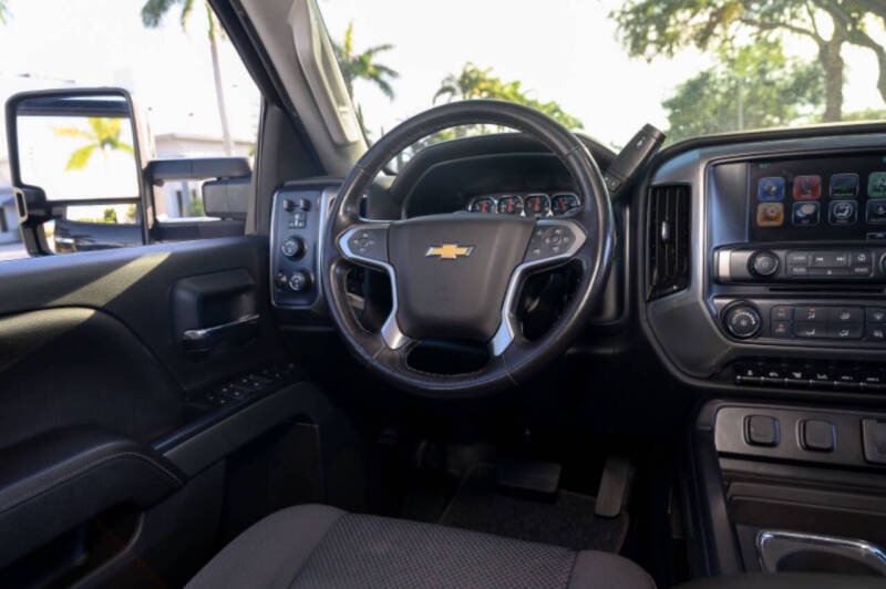 2022-chevrolet-silverado-4500-hd-for-sale-miami-fl-31