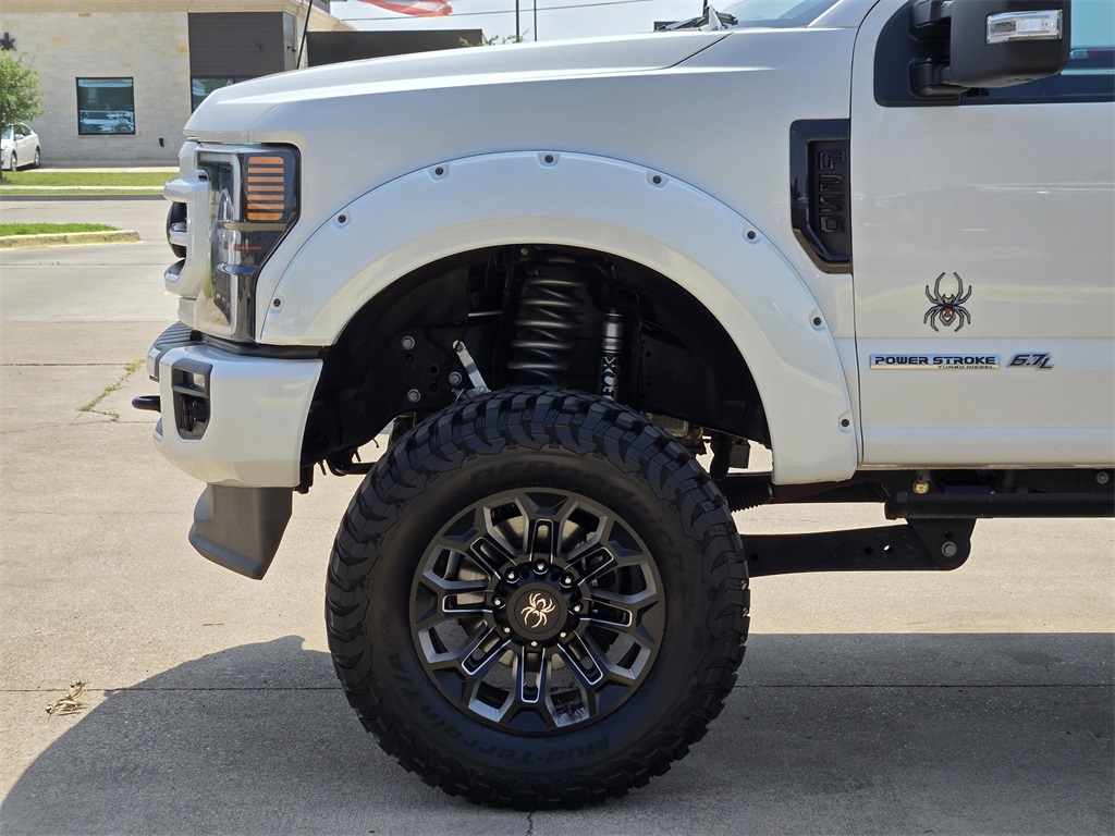 2022-ford-f250-modified-for-sale-05