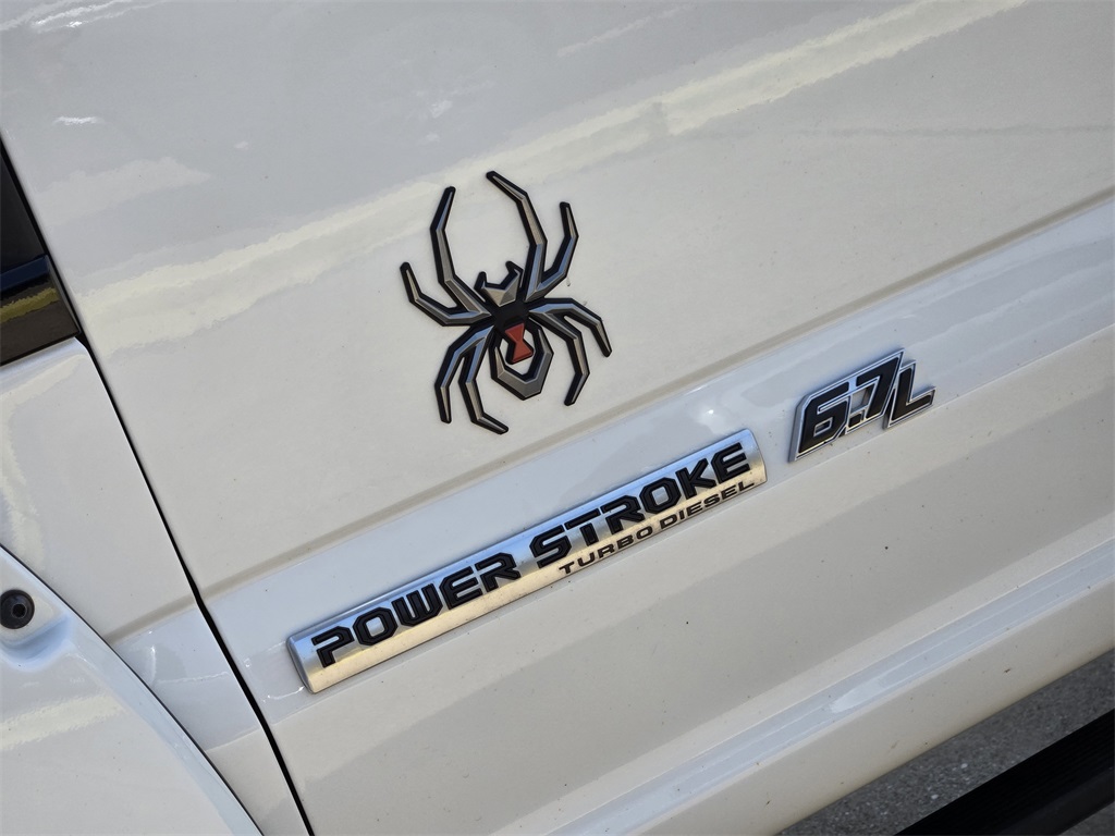2022-ford-f250-modified-for-sale-07