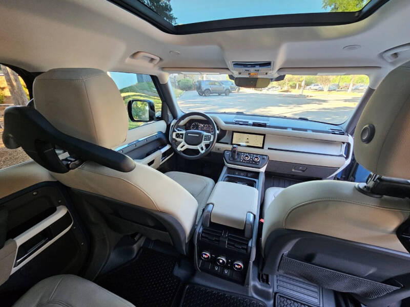 2023-land-rover-defender-110-se-awd-4dr-suv (18)