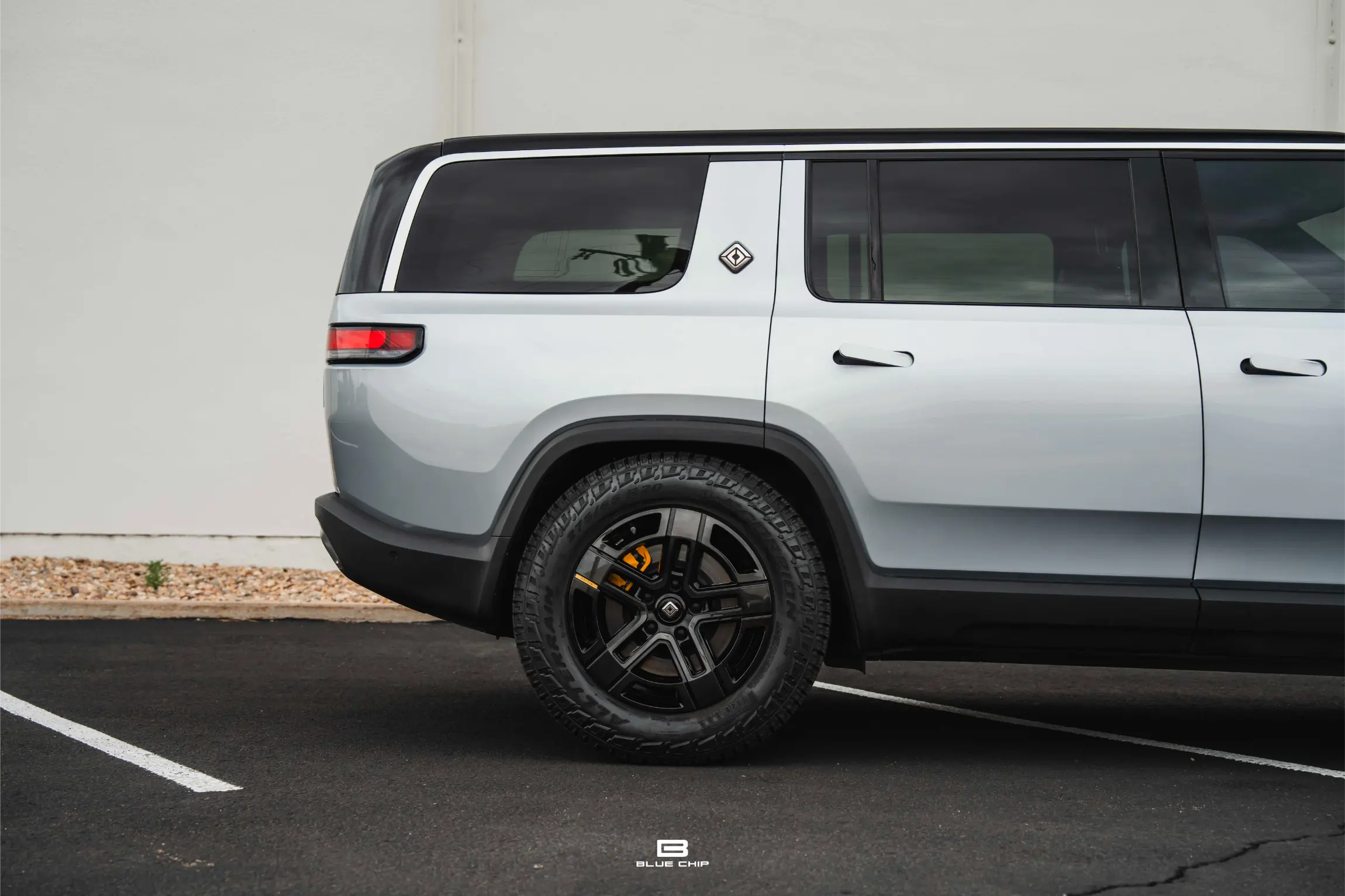 2023-rivian-r1s-for-sale-englewood-co-14