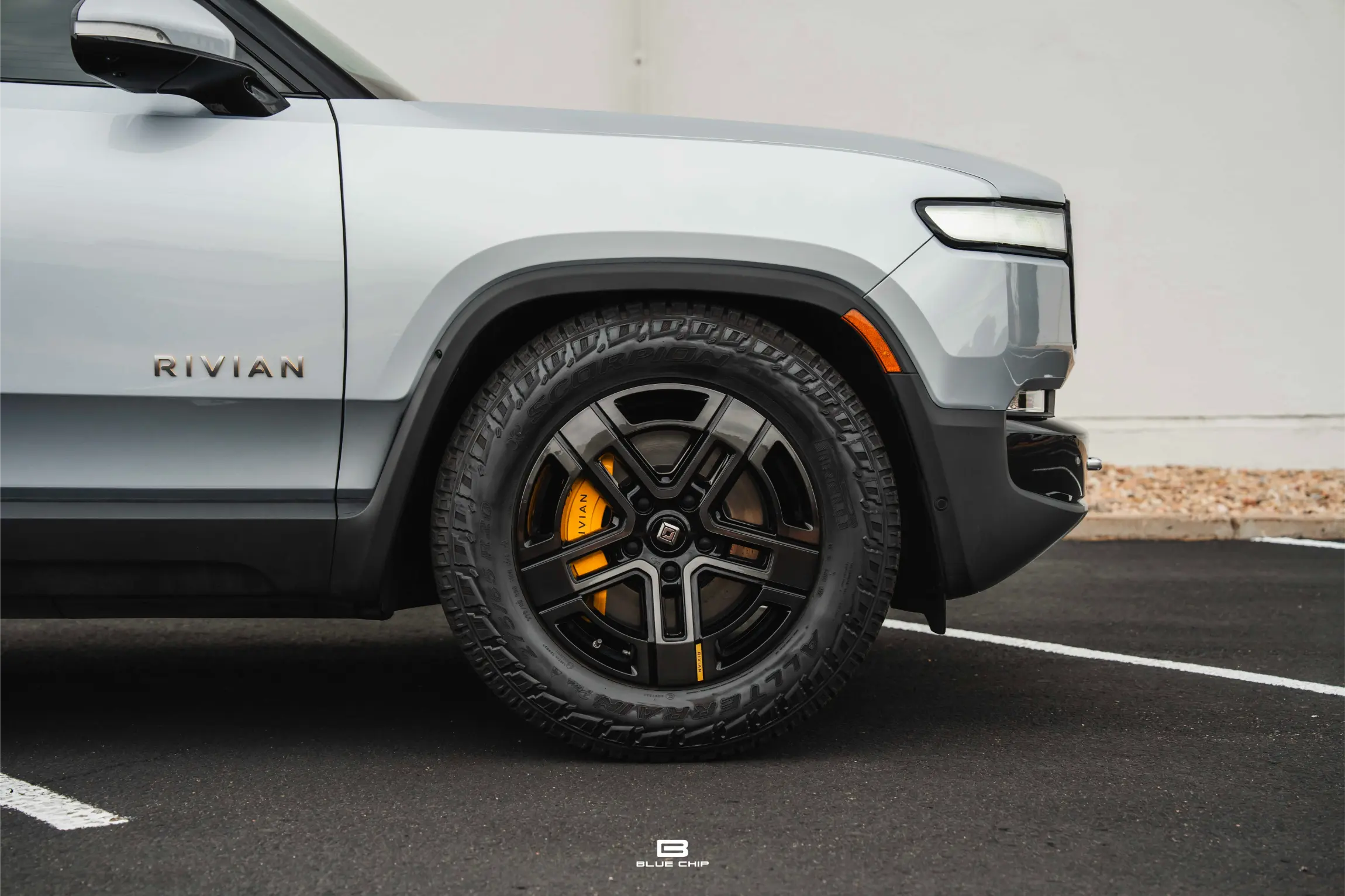 2023-rivian-r1s-for-sale-englewood-co-15