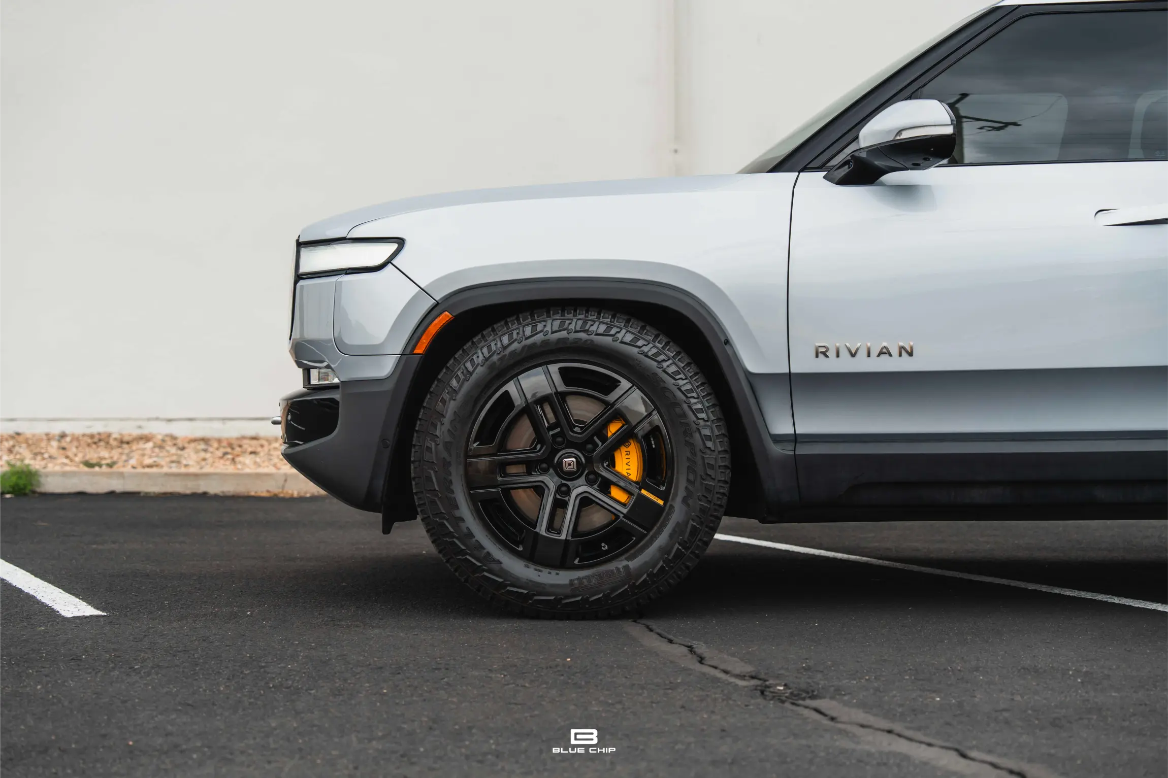 2023-rivian-r1s-for-sale-englewood-co-3