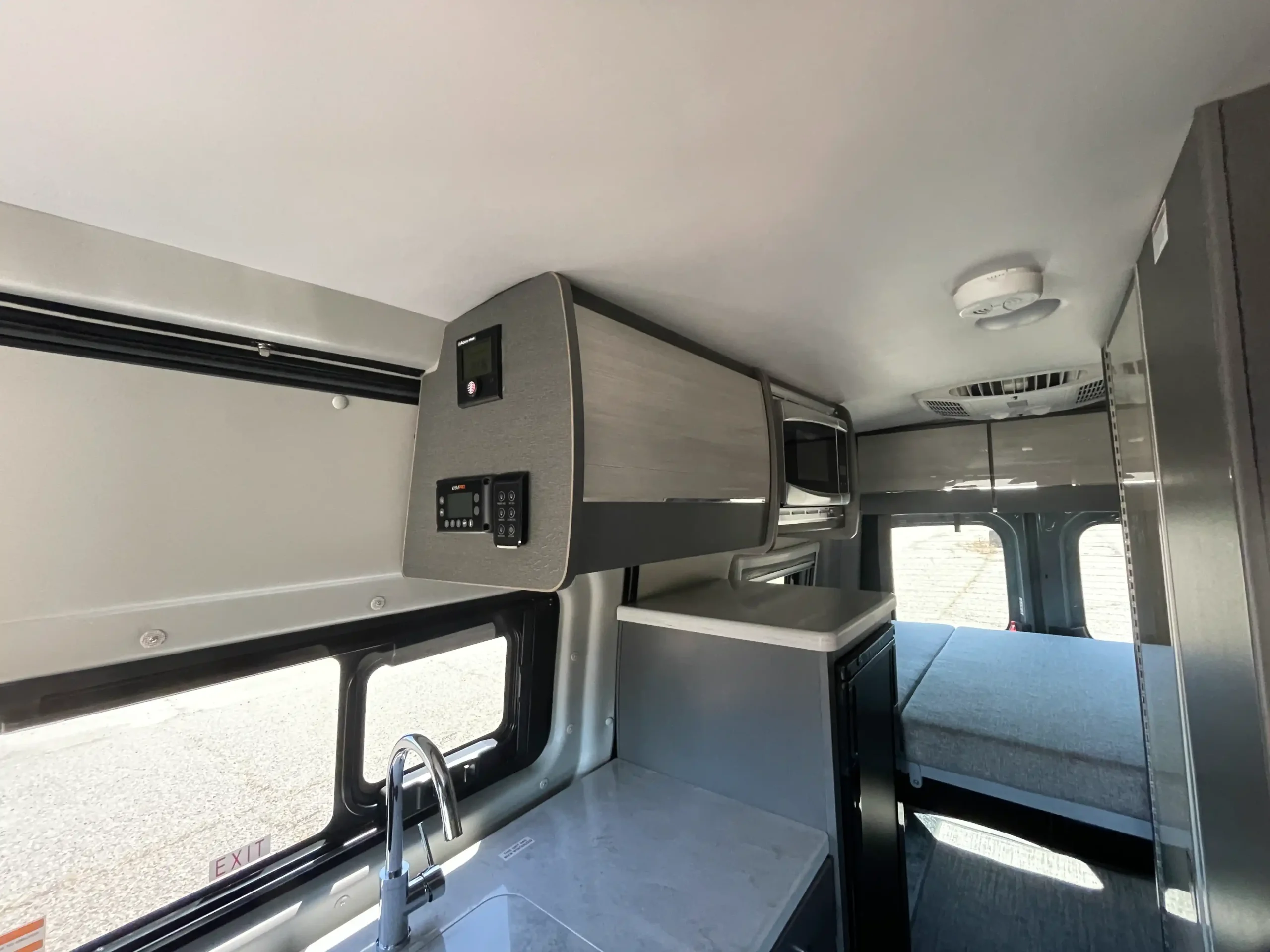 2024-mercedes-benz-sprinter-thor-for-sale-40 2024-mercedes-benz-sprinter-thor-for-sale-40