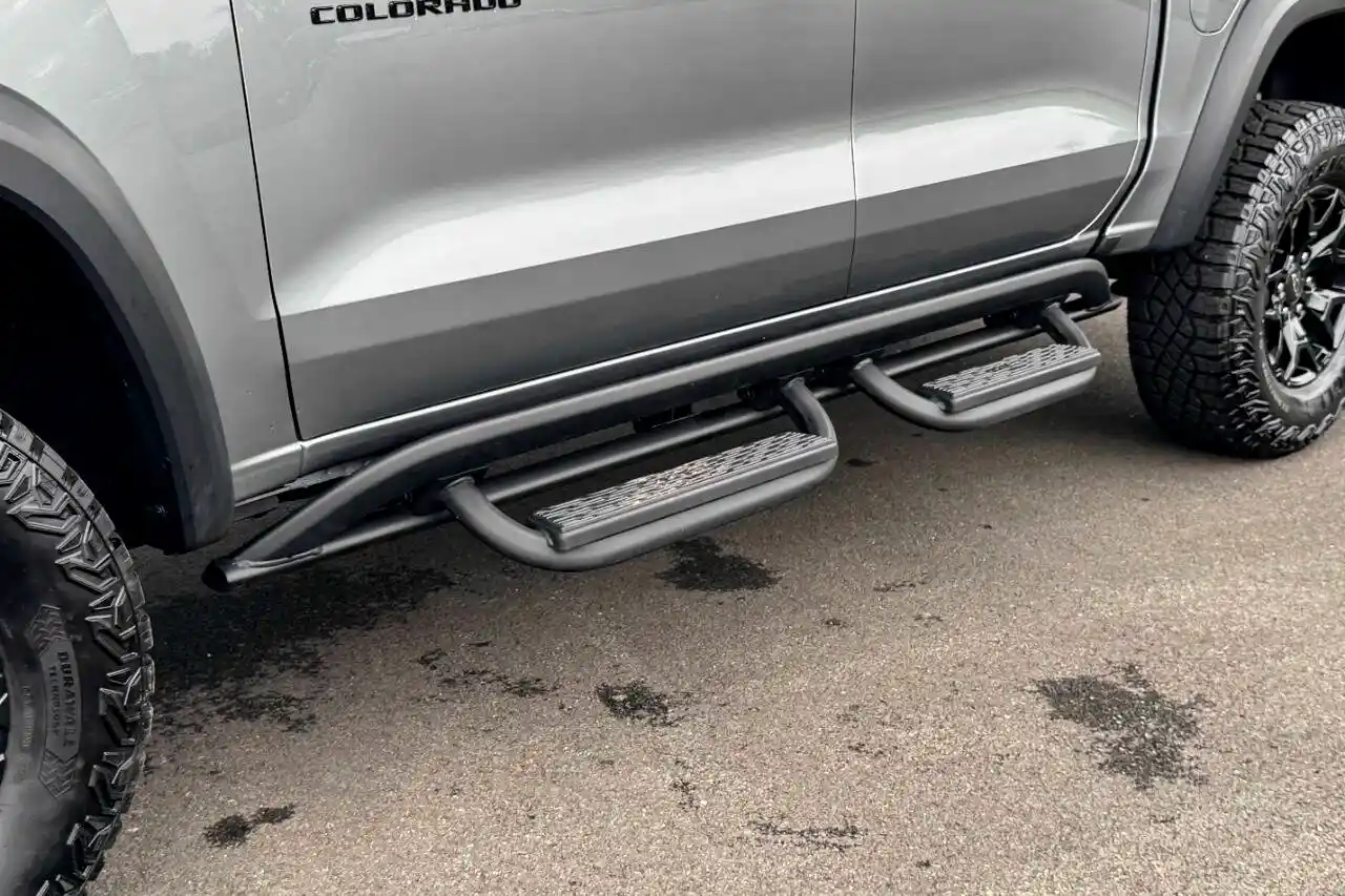 2025-chevrolet-colorado-zr2-4x4-4dr-crew-cab-for-sale-new-lebanon-ny-40