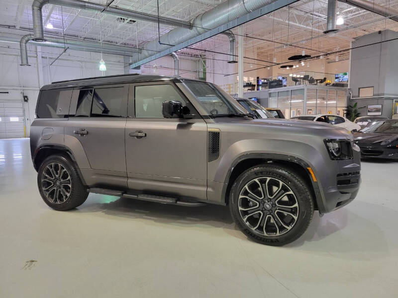 2025-land-rover-defender-octa-110-p635