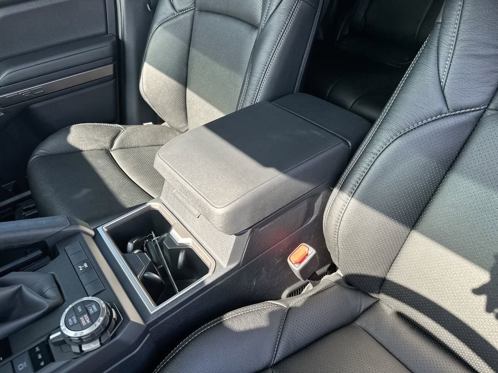 2025-toyota-4runner-trd-off-road (1)