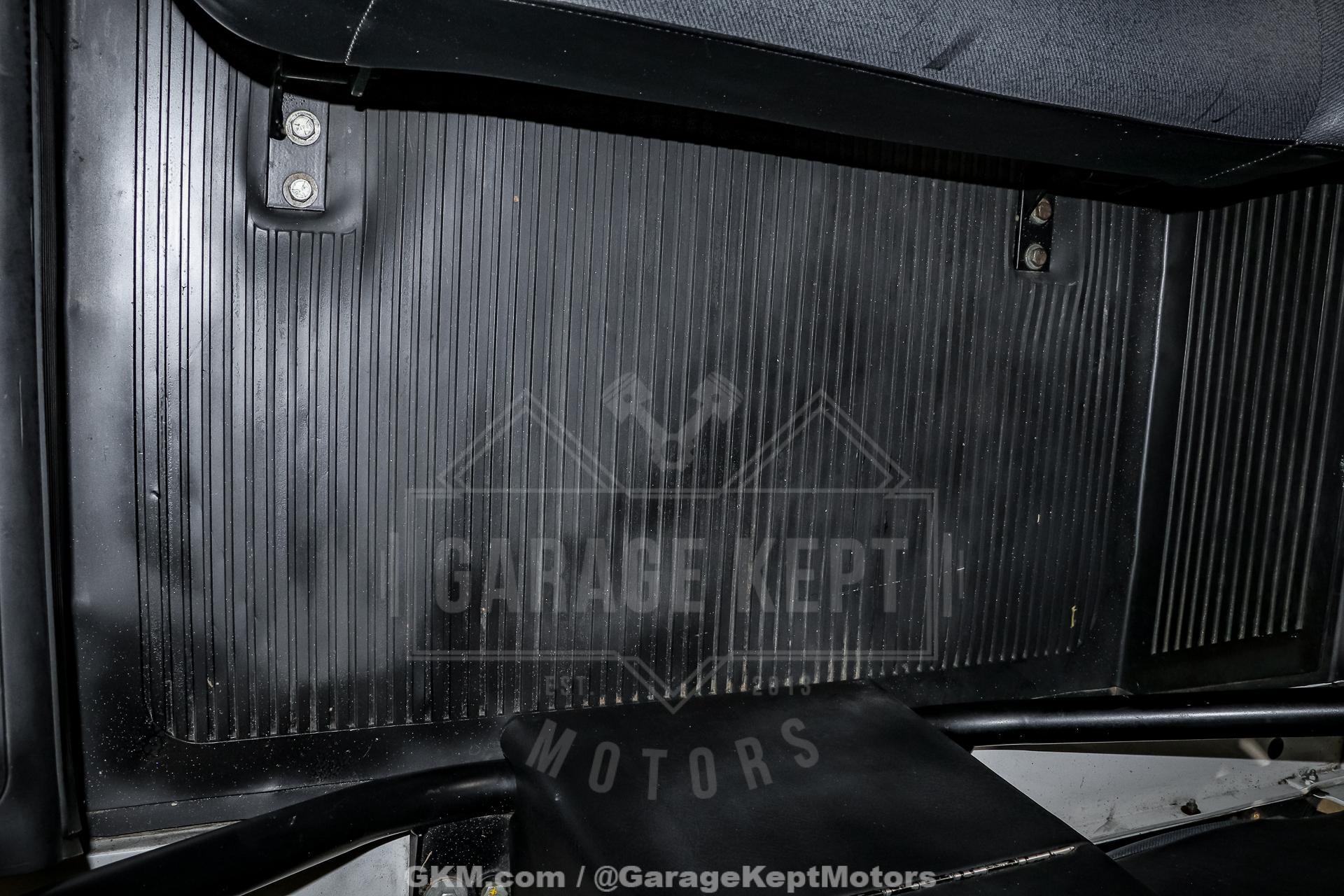 Used-1997-Land-Rover-Defender-90-1752265359 (22)