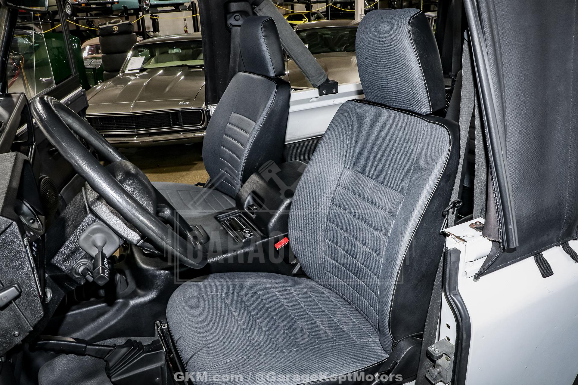Used-1997-Land-Rover-Defender-90-1752265359 (26)