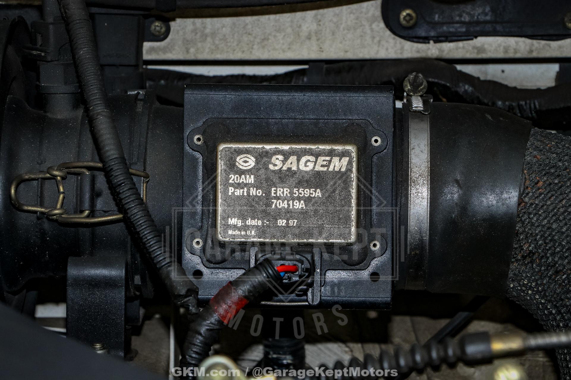 Used-1997-Land-Rover-Defender-90-1752265359 (33)