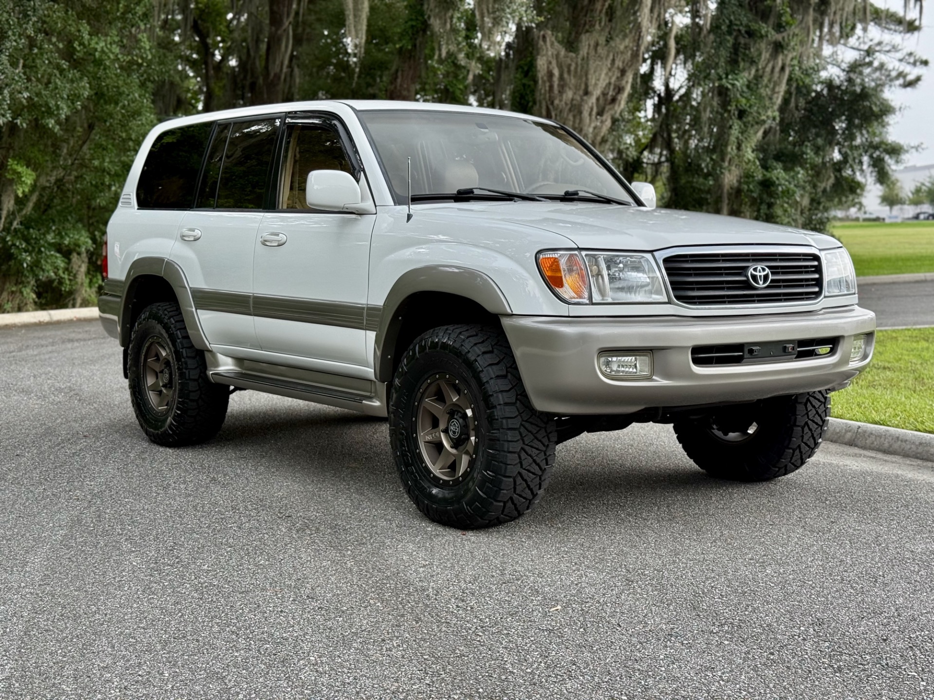 Used-2000-Toyota-Land-Cruiser-100-series-FRESH-BUILD-BEAUTIFUL-1751601290 (2)