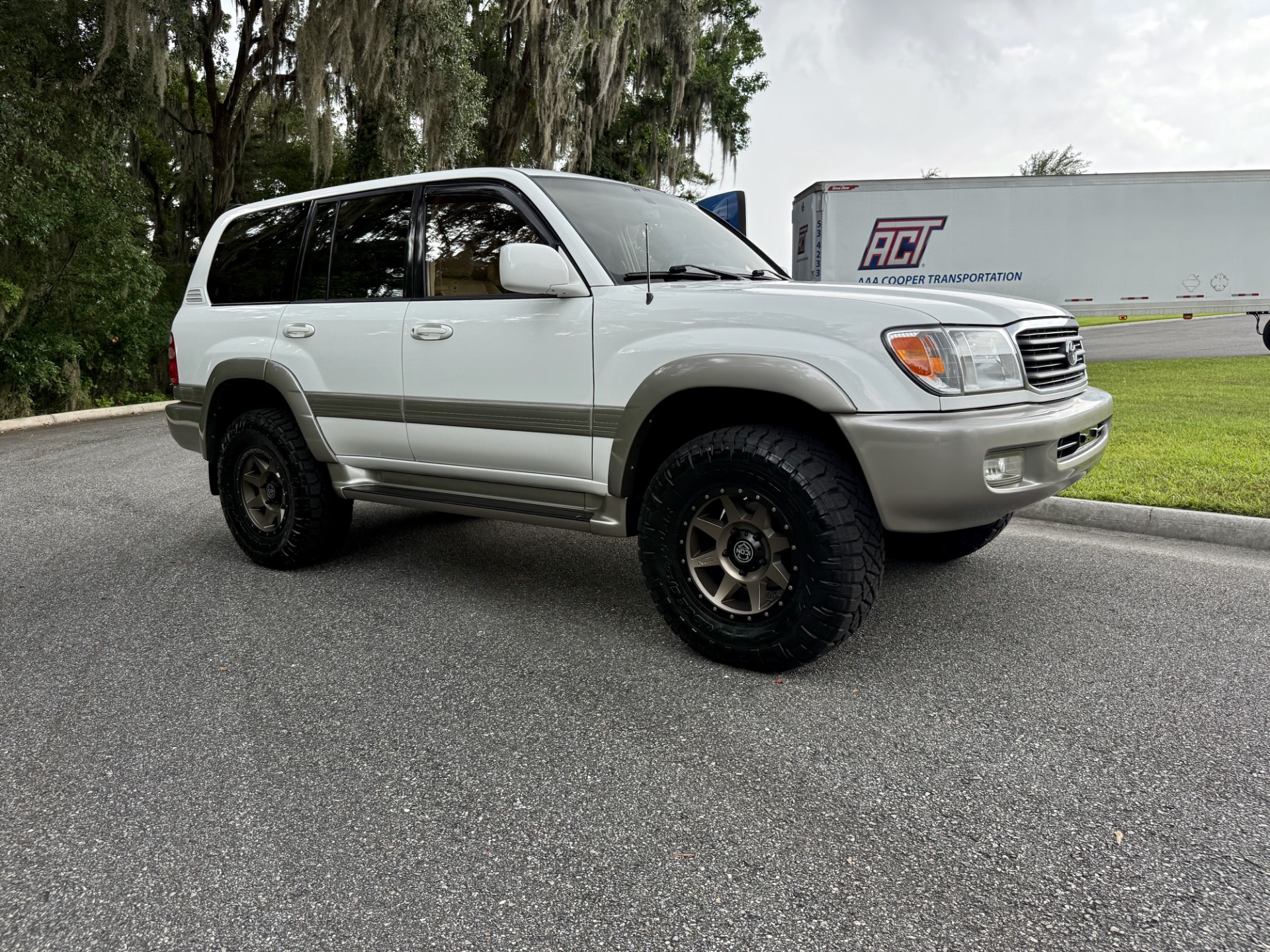 Used-2000-Toyota-Land-Cruiser-100-series-FRESH-BUILD-BEAUTIFUL-1751601292 (2)