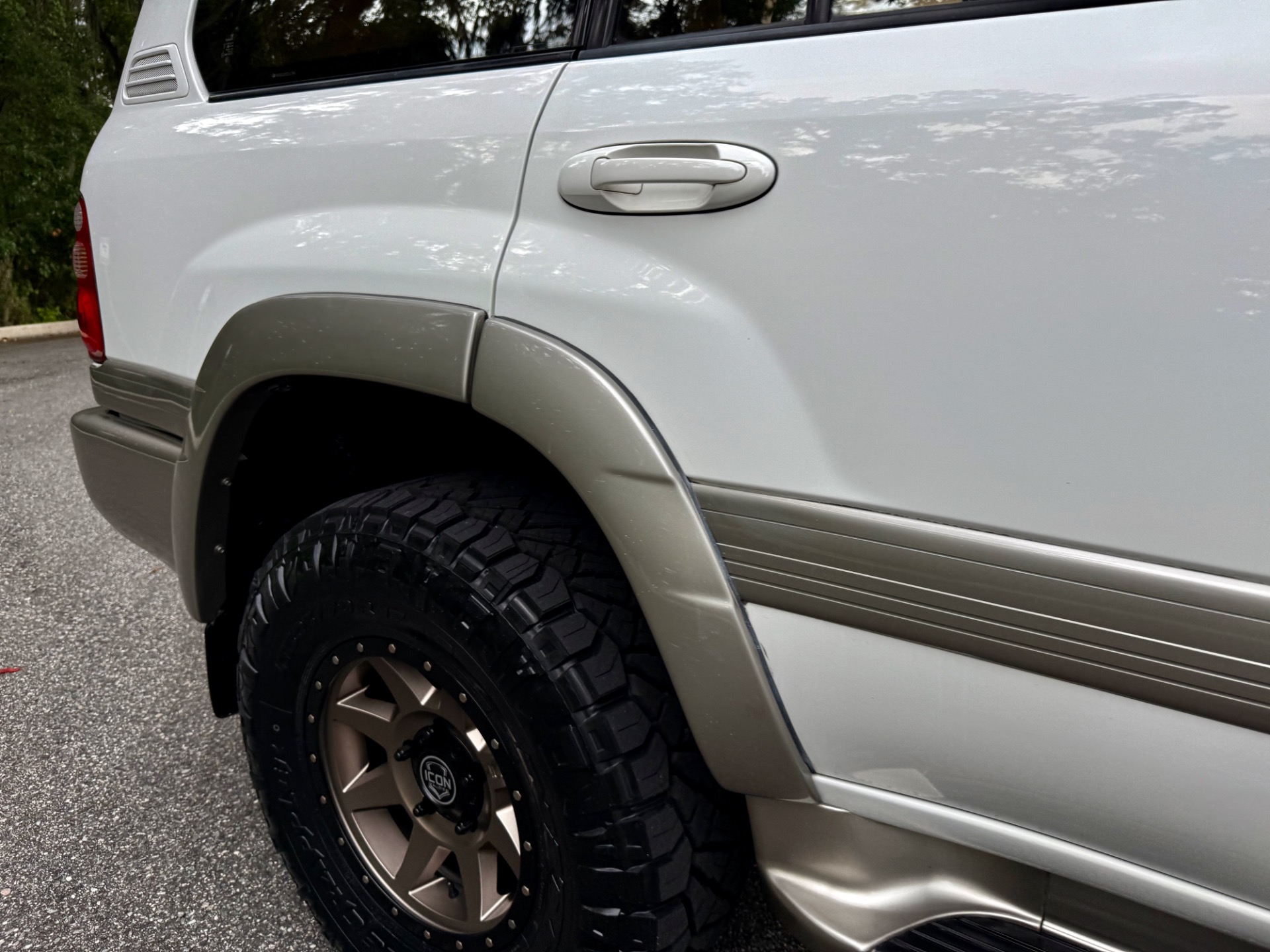 Used-2000-Toyota-Land-Cruiser-100-series-FRESH-BUILD-BEAUTIFUL-1751601295 (3)