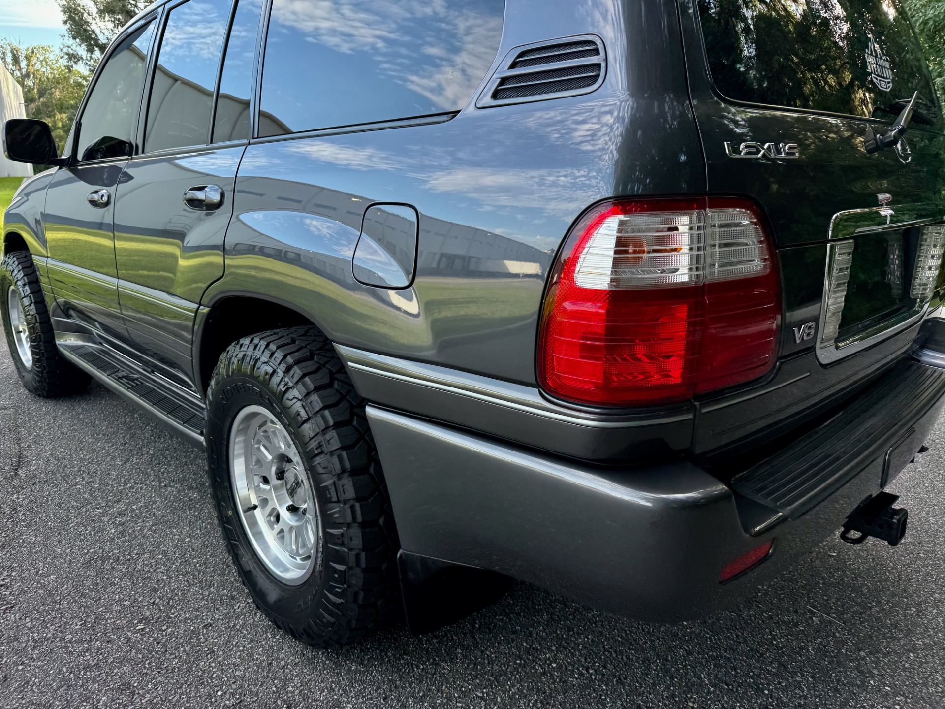 Used-2005-Lexus-LX-470-GALACTIC-GREY-MICA-EXCEPTIONAL-1752903328
