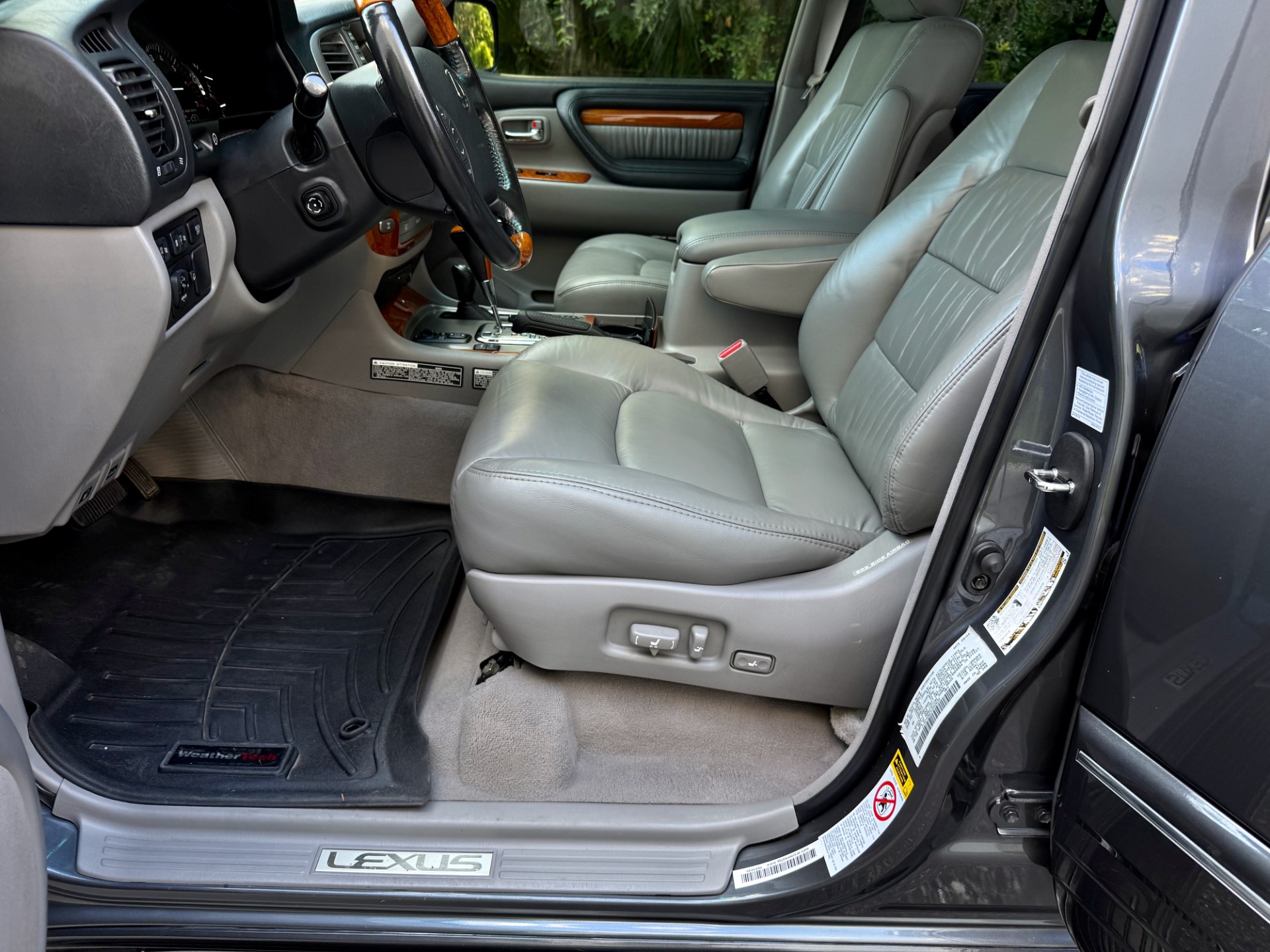 Used-2005-Lexus-LX-470-GALACTIC-GREY-MICA-EXCEPTIONAL-1752903329 (2)
