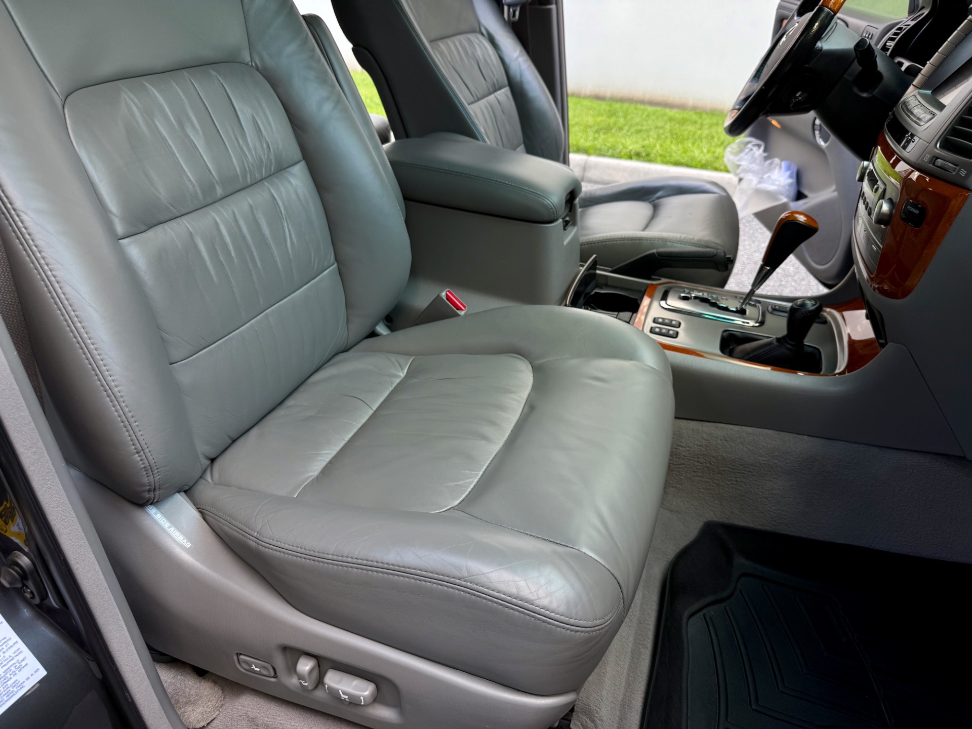 Used-2005-Lexus-LX-470-GALACTIC-GREY-MICA-EXCEPTIONAL-1752903330