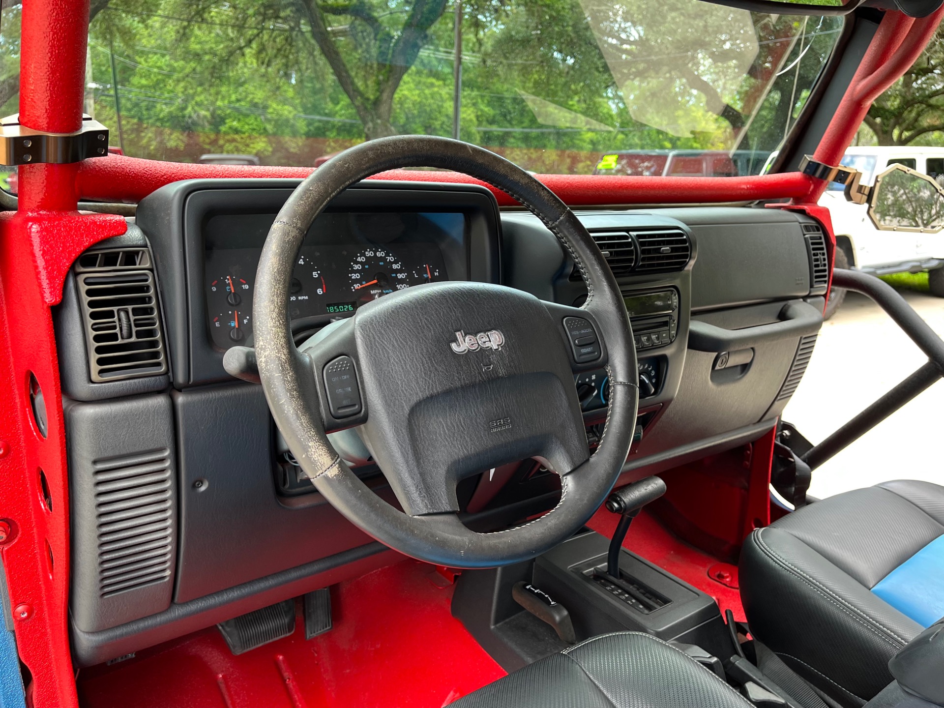 Used-2006-Jeep-Wrangler-Unlimited (14)