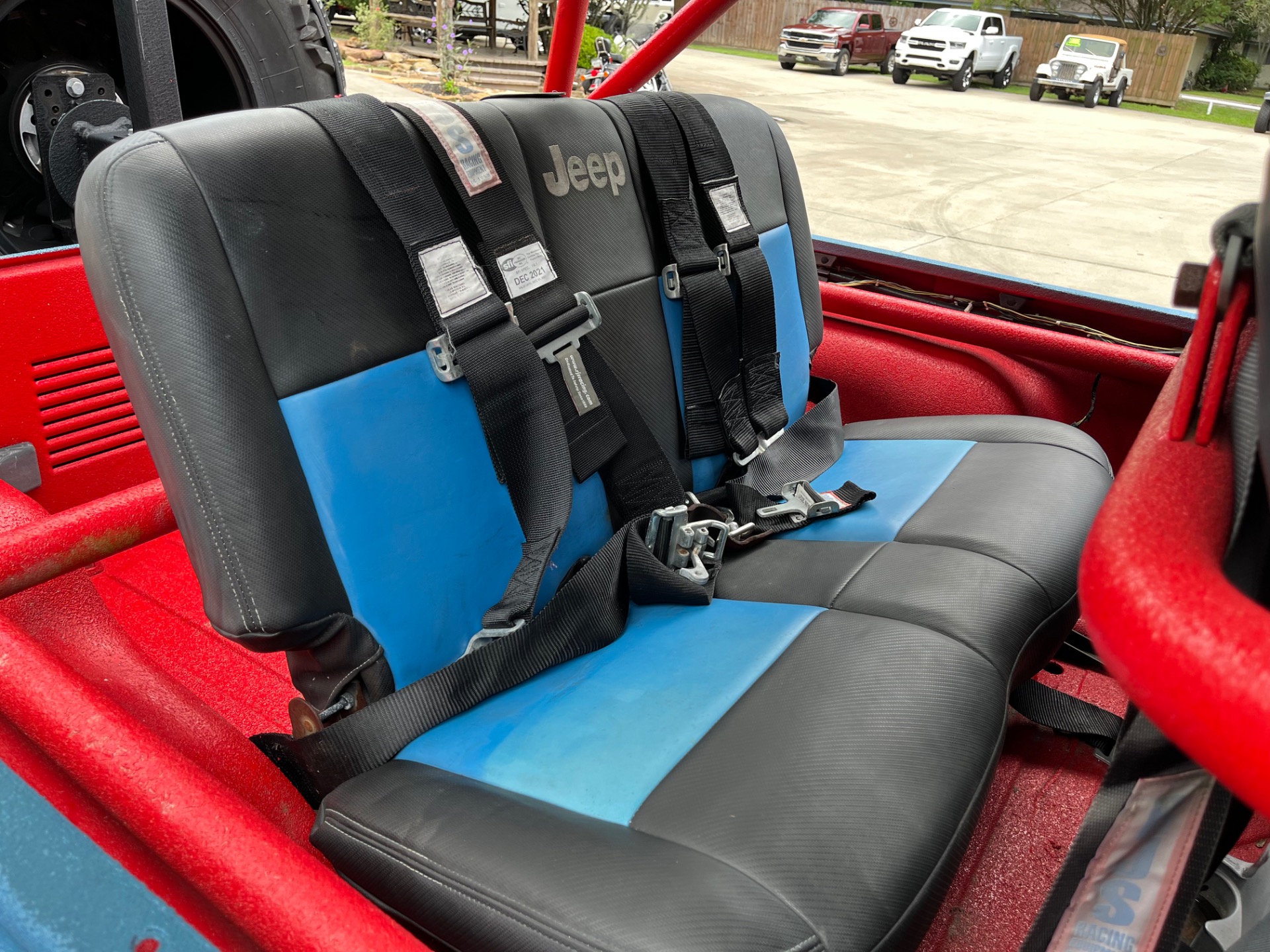 Used-2006-Jeep-Wrangler-Unlimited (24)
