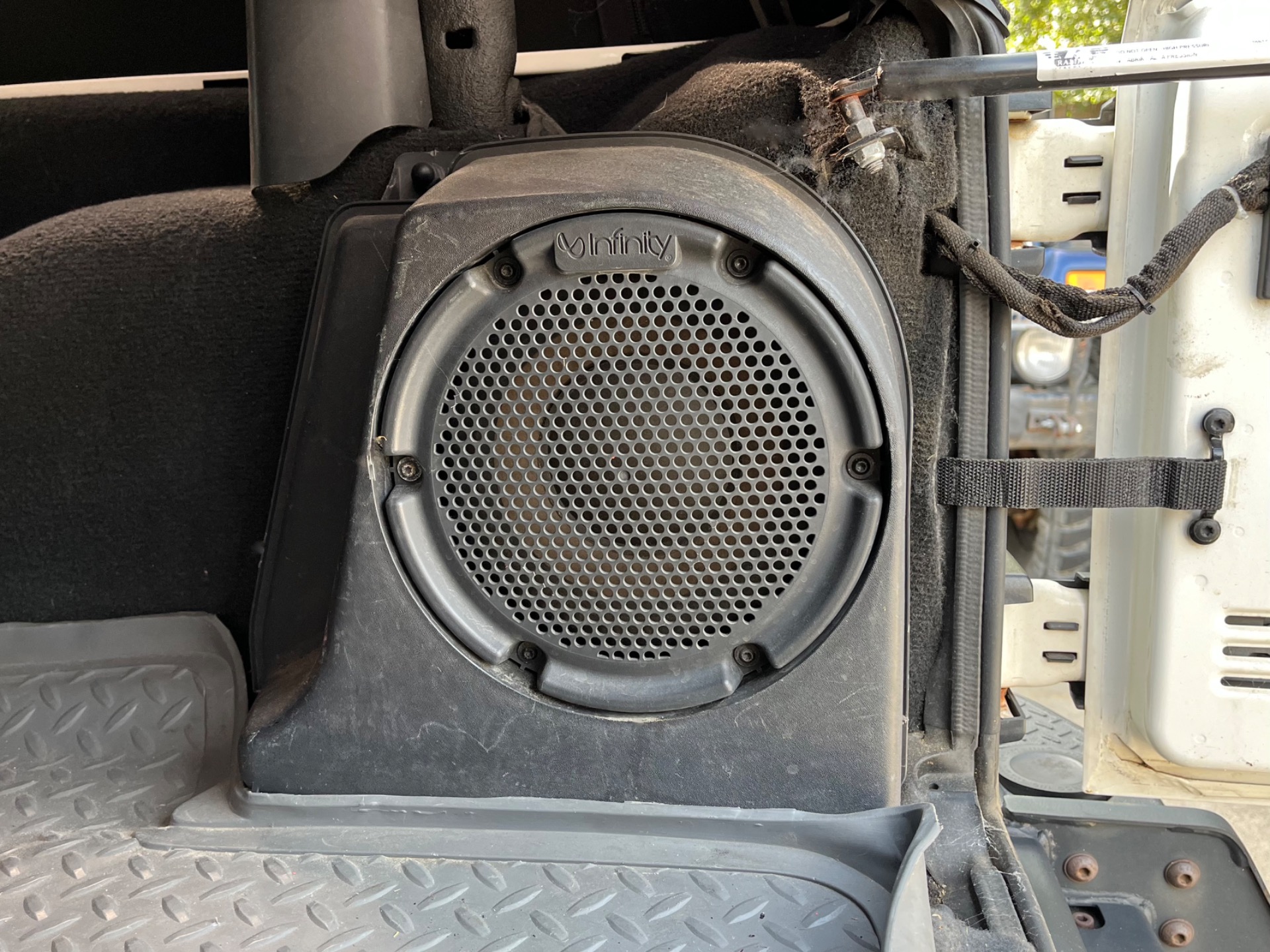 Used-2008-Jeep-Wrangler-Unlimited-Rubicon (9)