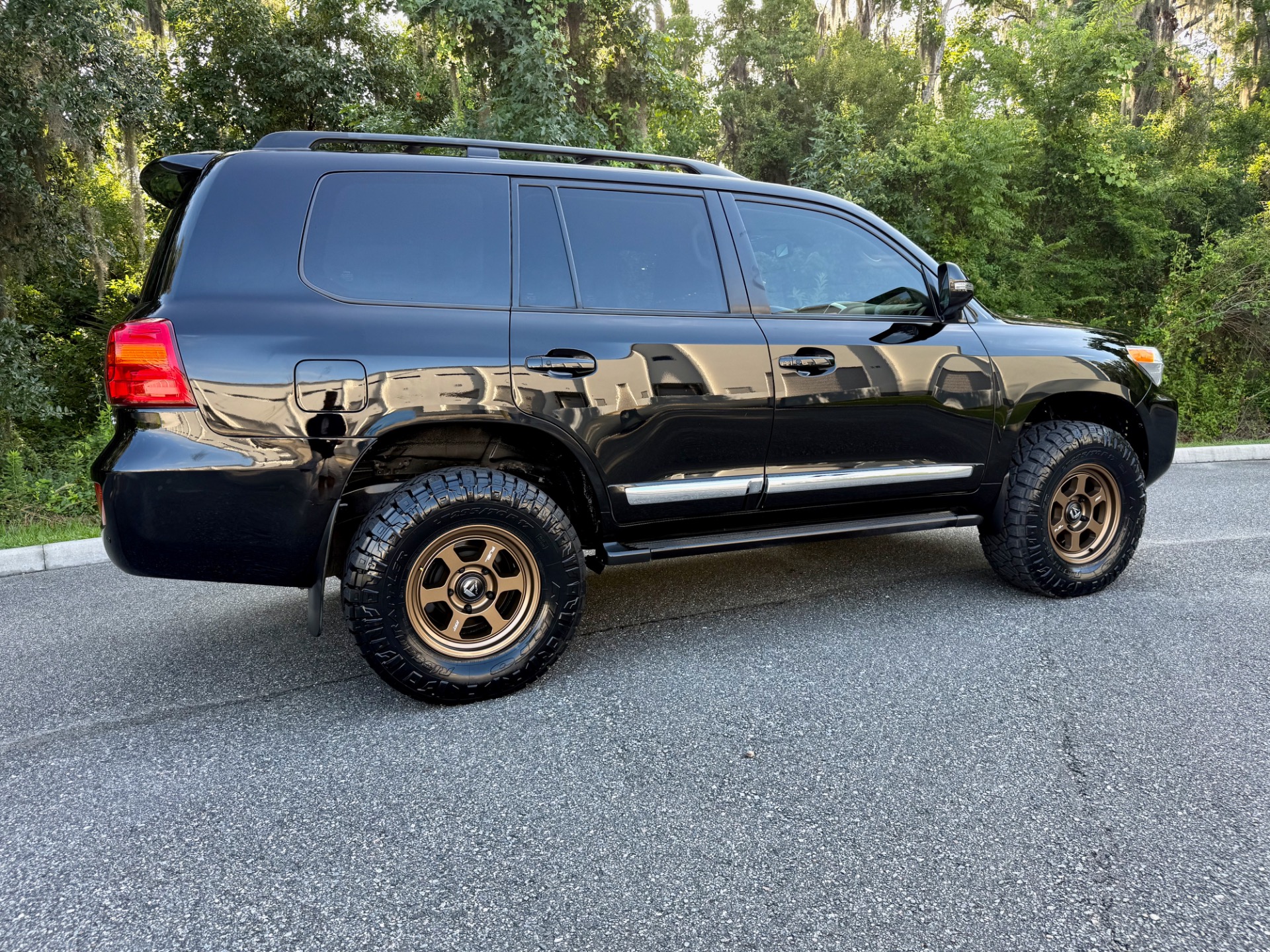 Used-2015-Toyota-Land-Cruiser-200-Excellent-1751332120