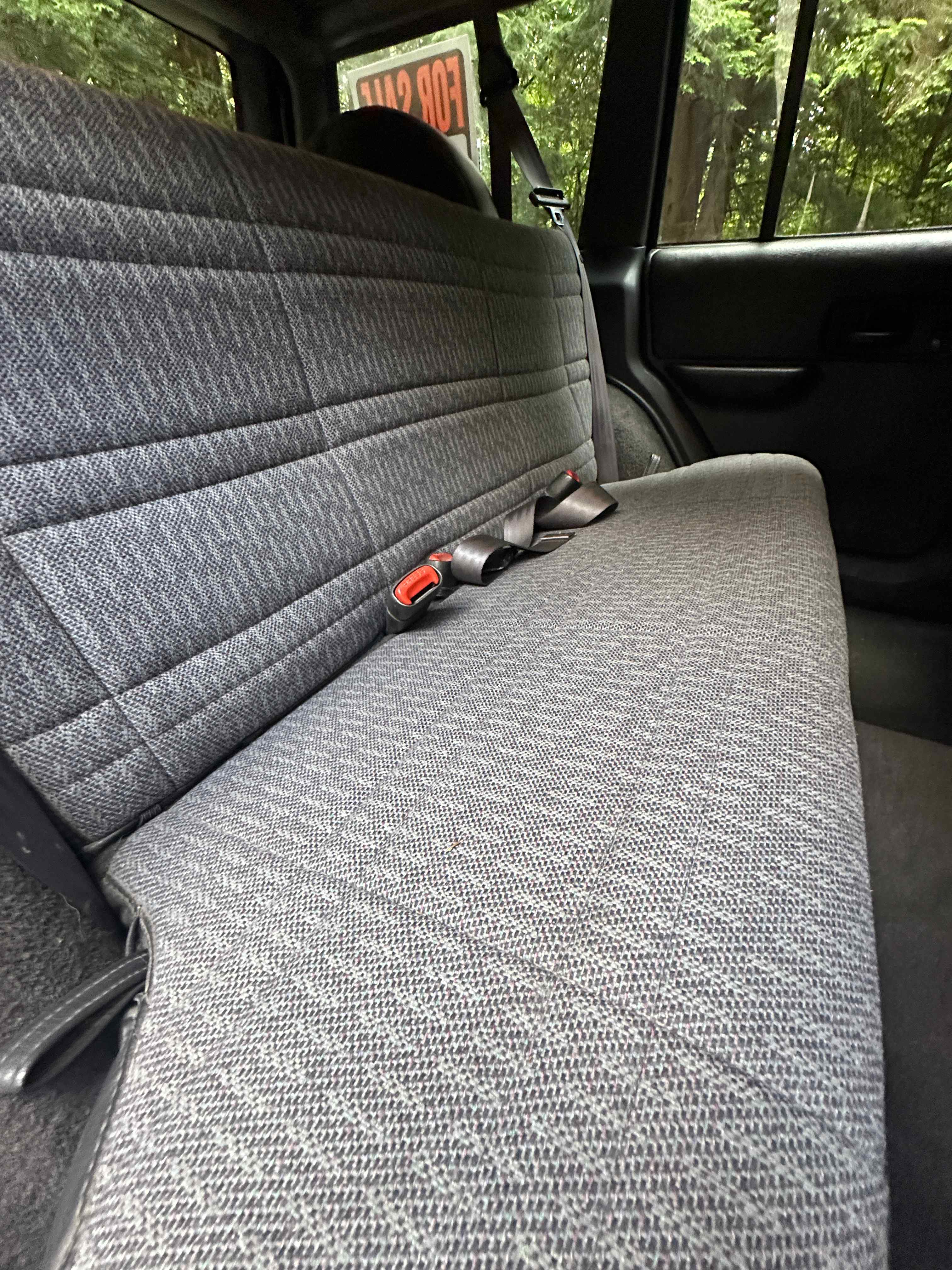blue-2001-jeep-cherokee-sport-xj-for-sale-22