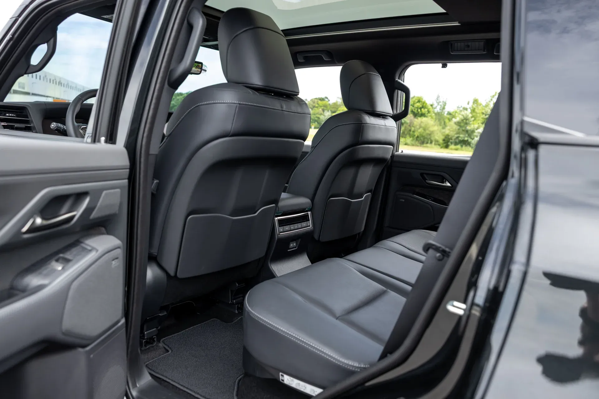 imgi_112_2025-lexus-gx-gx-550-luxury-4wd