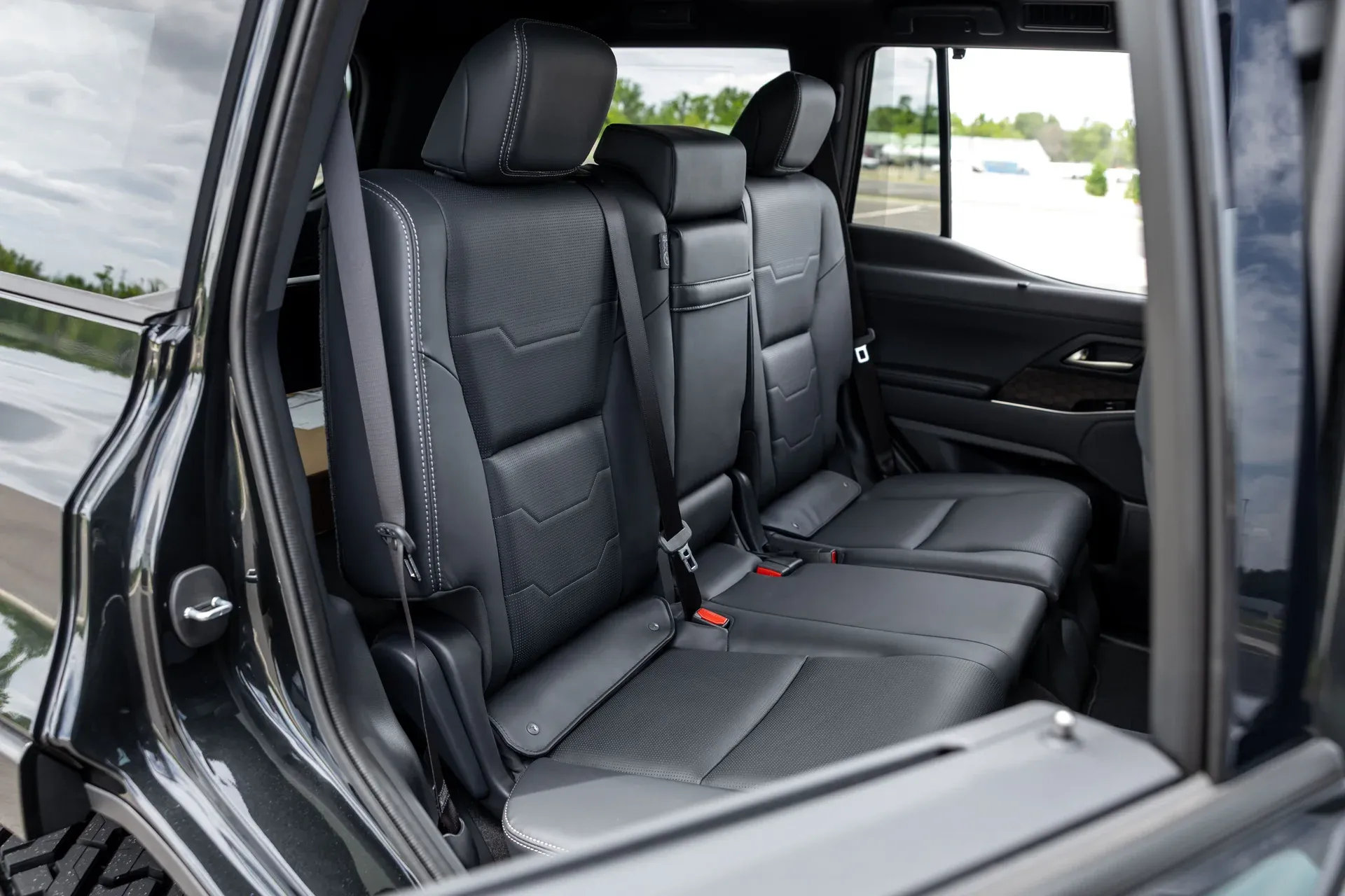 imgi_118_2025-lexus-gx-gx-550-luxury-4wd