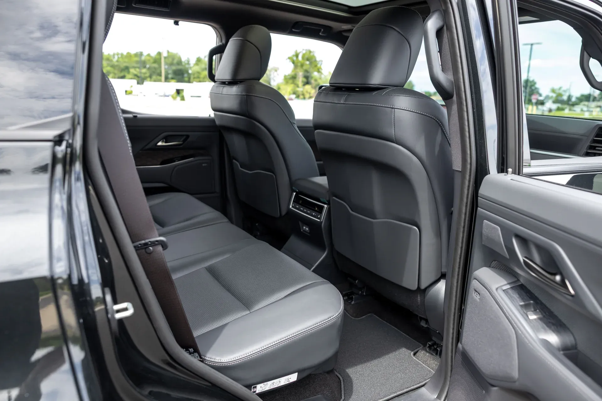 imgi_119_2025-lexus-gx-gx-550-luxury-4wd