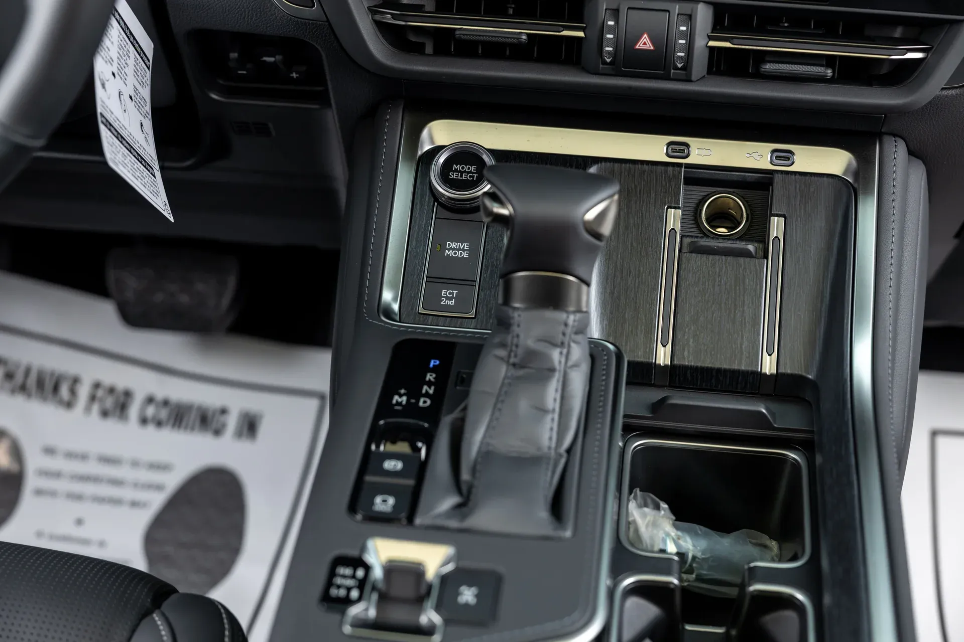 imgi_125_2025-lexus-gx-gx-550-luxury-4wd