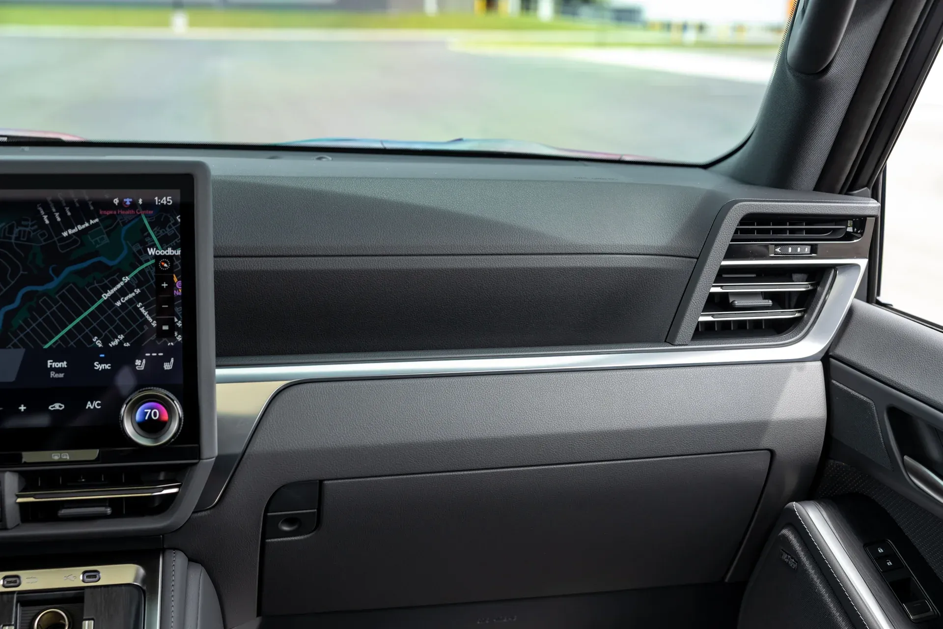 imgi_127_2025-lexus-gx-gx-550-luxury-4wd
