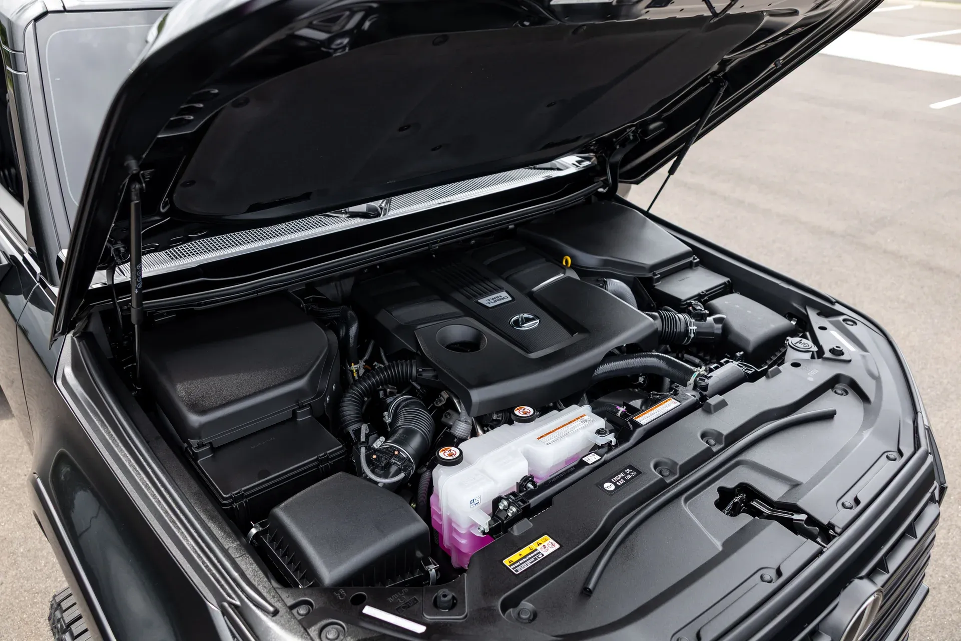 imgi_133_2025-lexus-gx-gx-550-luxury-4wd
