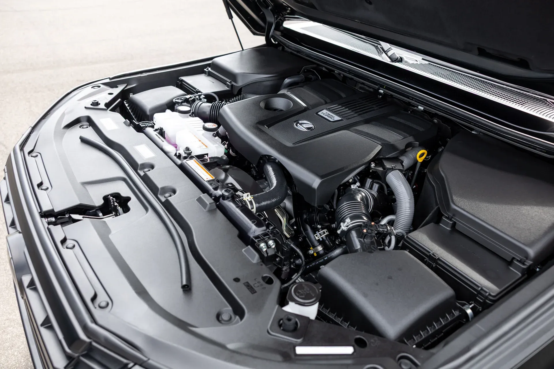 imgi_135_2025-lexus-gx-gx-550-luxury-4wd