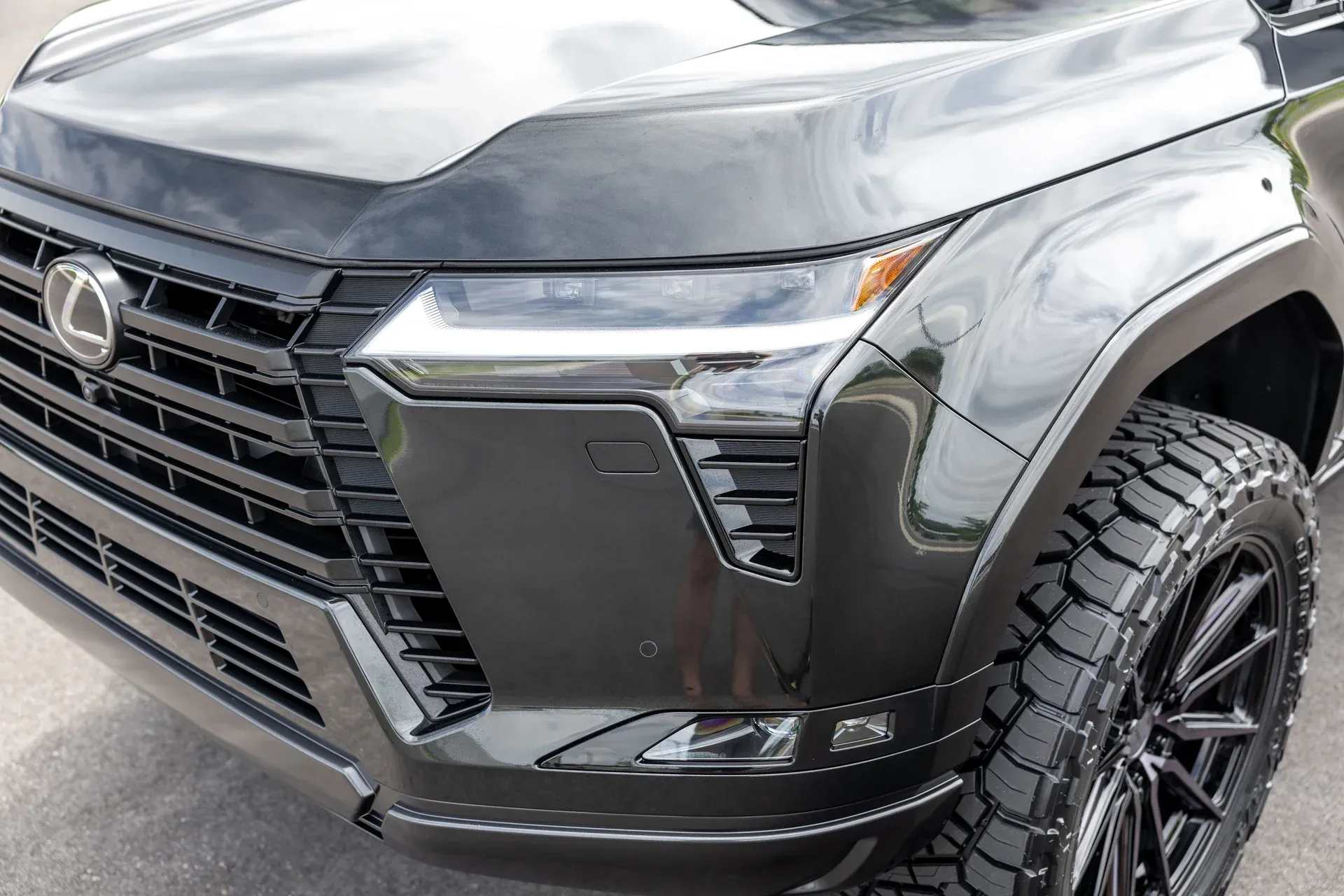 imgi_99_2025-lexus-gx-gx-550-luxury-4wd