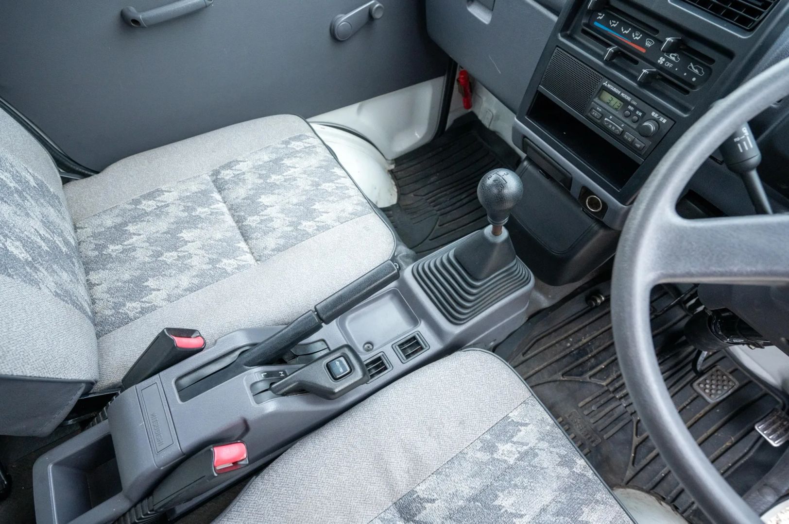 mistubishi-minicab-kei-truck-for-sale-26