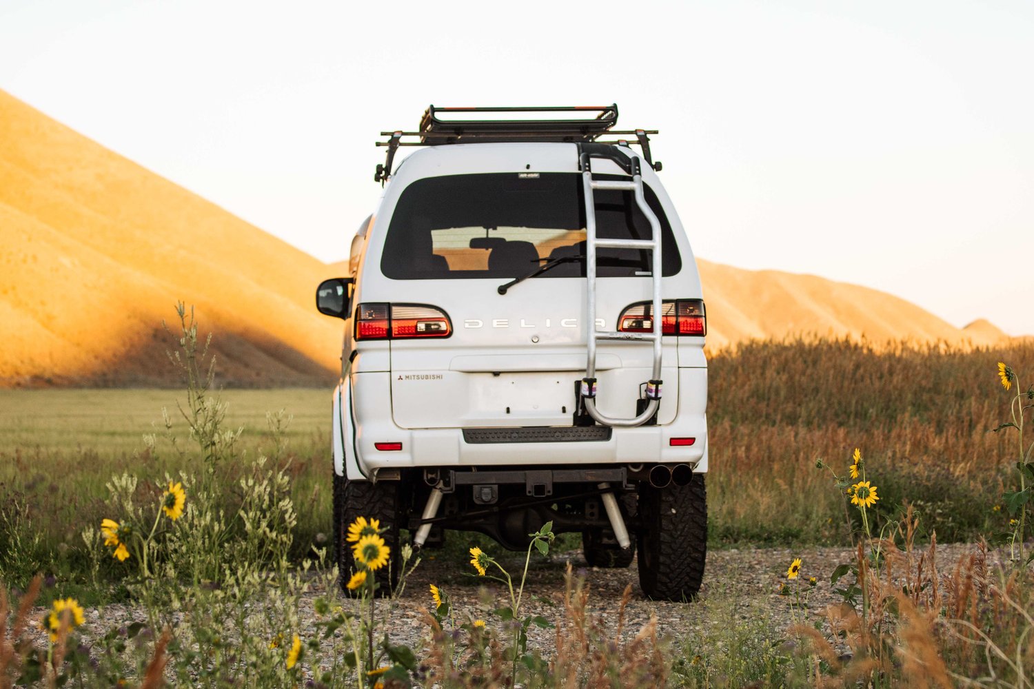 mitsubishi-delica-mammoth-for-sale-04