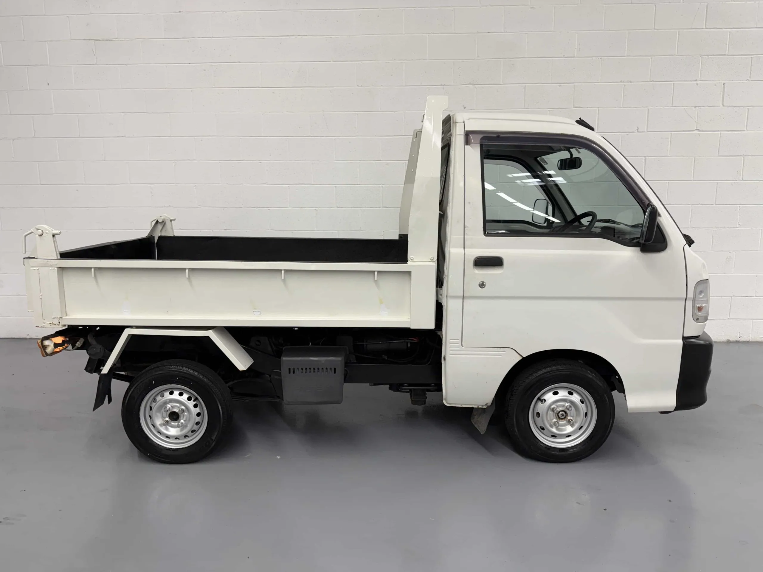 mitsubishi-hijet-dump-truck-for-sale-08
