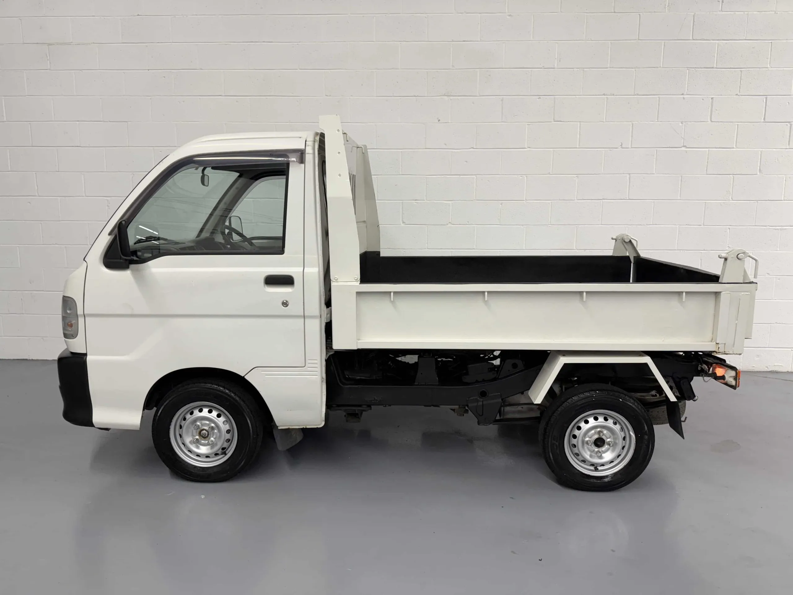mitsubishi-hijet-dump-truck-for-sale-11