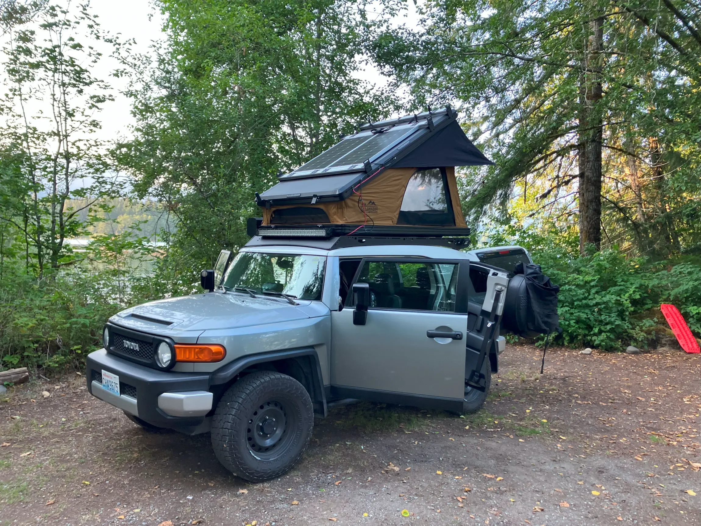 modified-2012-toyota-land-cruiser-for-sale-bellevue-wa-01