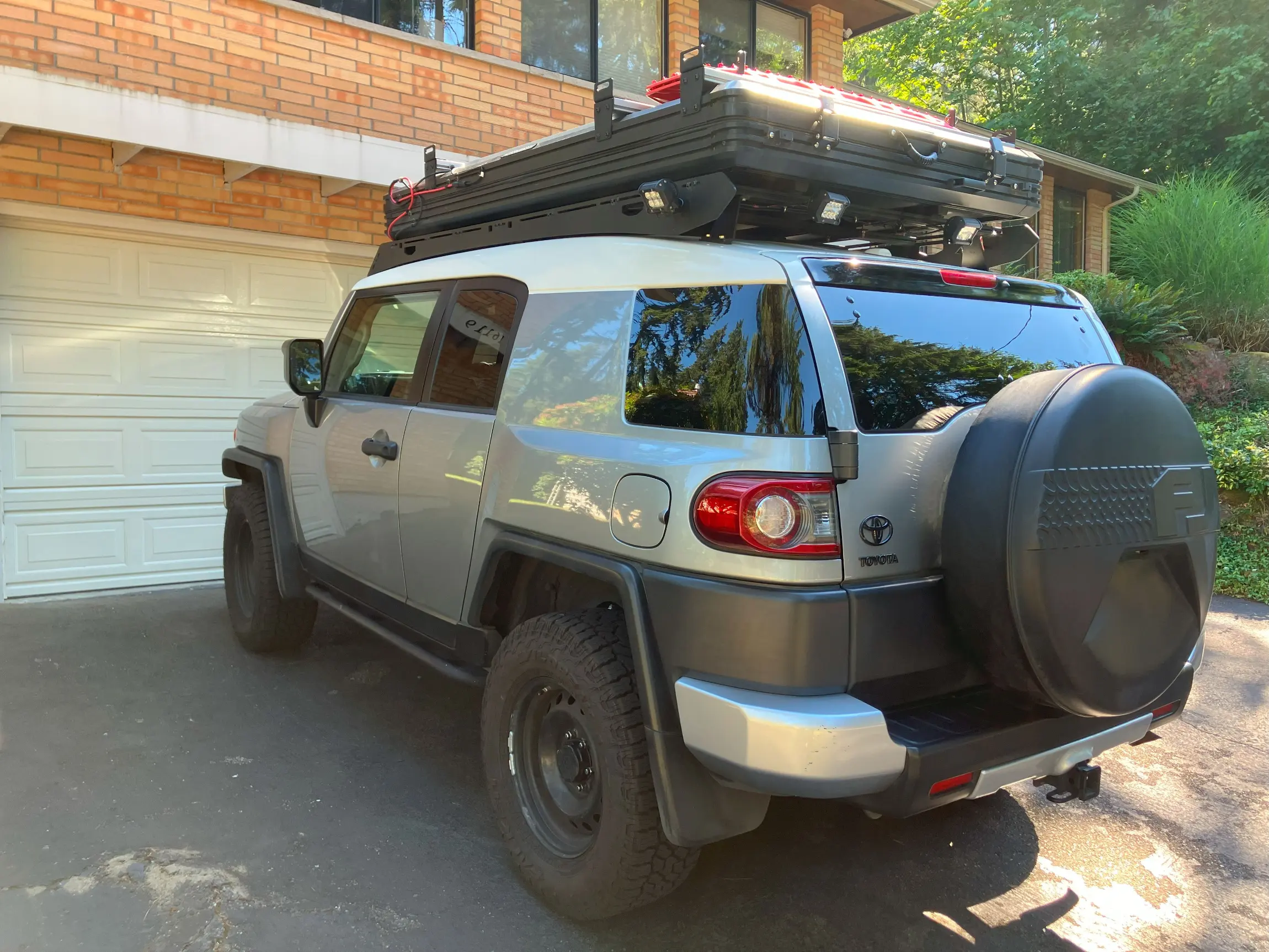 modified-2012-toyota-land-cruiser-for-sale-bellevue-wa-03