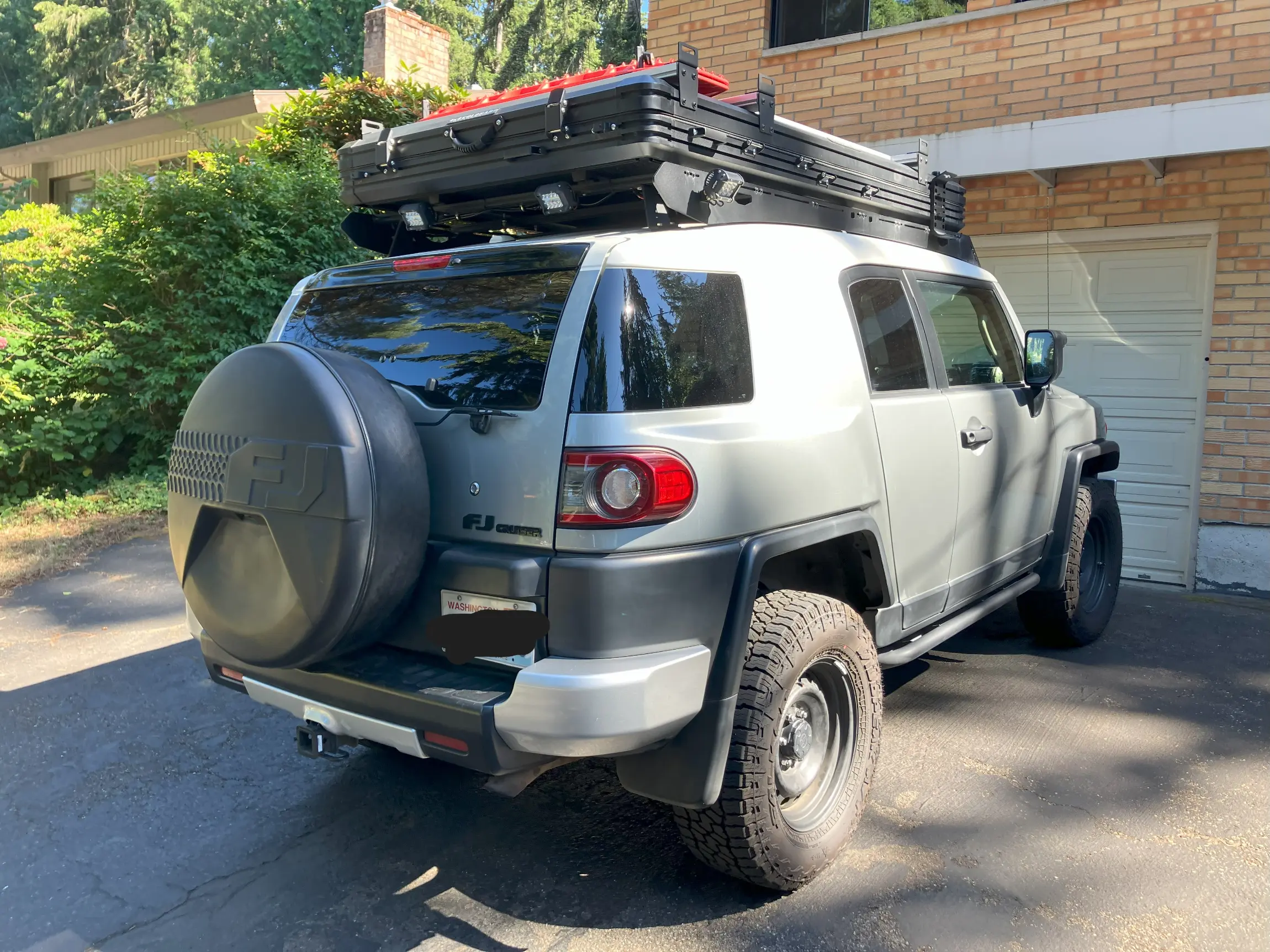 modified-2012-toyota-land-cruiser-for-sale-bellevue-wa-04