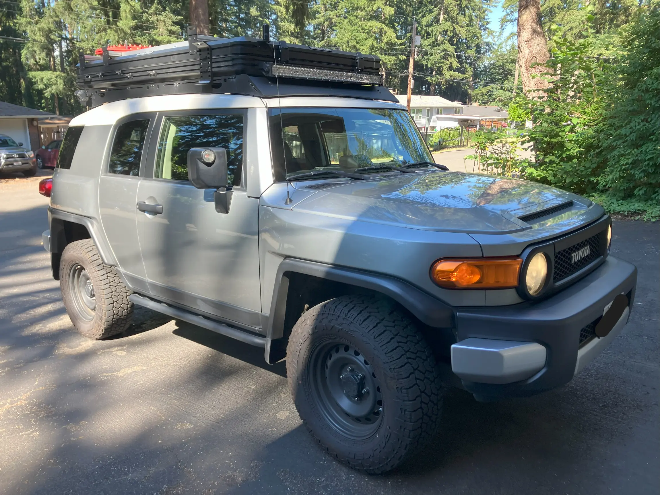 modified-2012-toyota-land-cruiser-for-sale-bellevue-wa-05