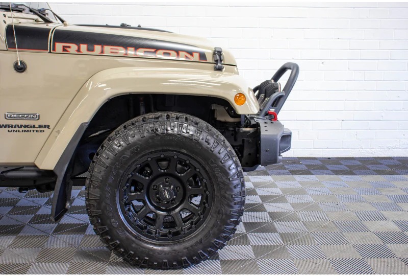 pre-owned 2017-jeep-wrangler-jk-unlimited-rubicon-recon-hardtop-gobi-for-sale-10