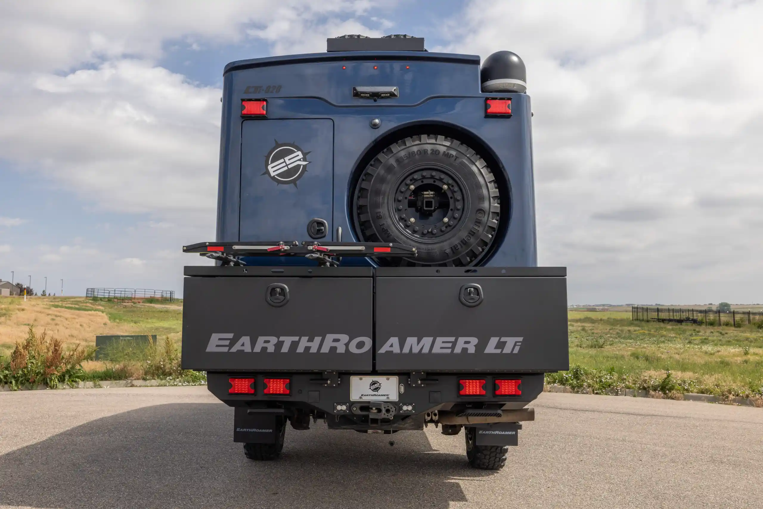 pre-roamed-earthroamer-lti-20-for-sale-04