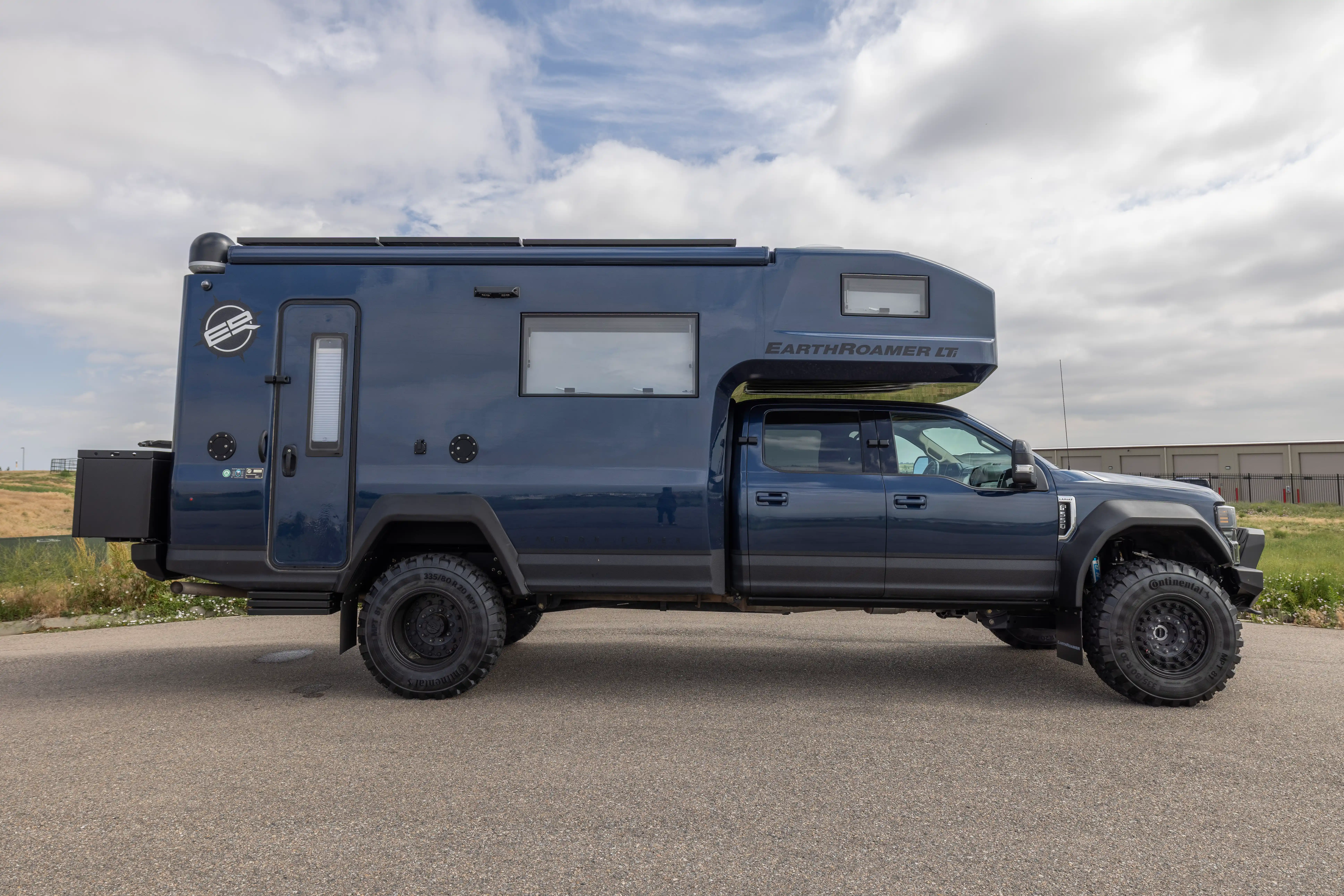 pre-roamed-earthroamer-lti-20-for-sale-08